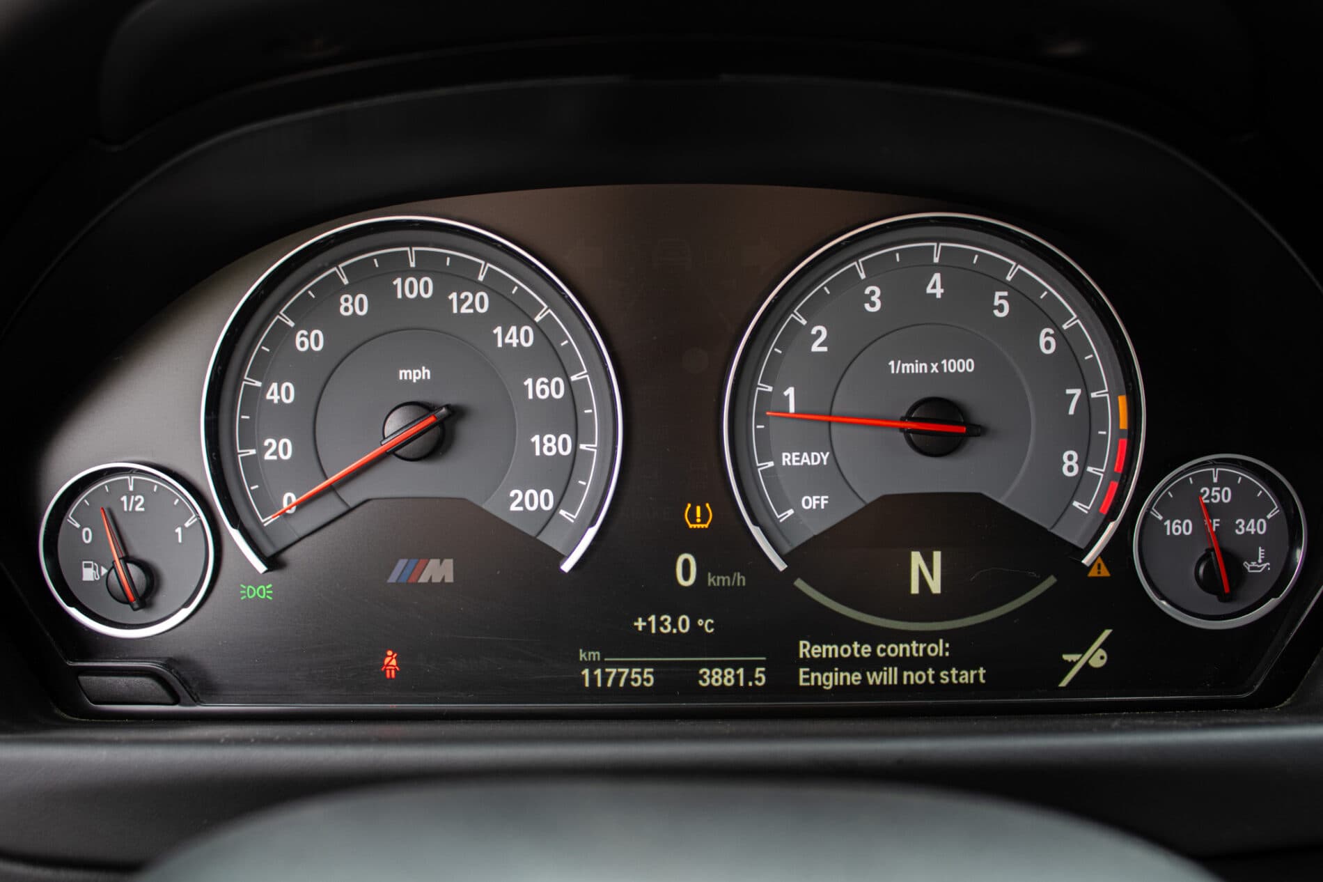 2015 BMW M4, šedá kupé, 117 755 km