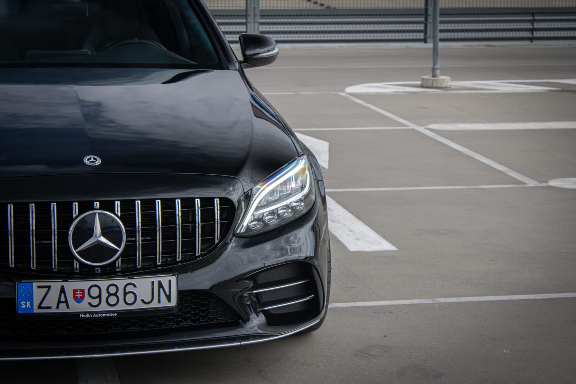 2019 Mercedes-Benz C 43 AMG, černá sedan, 122 074 km