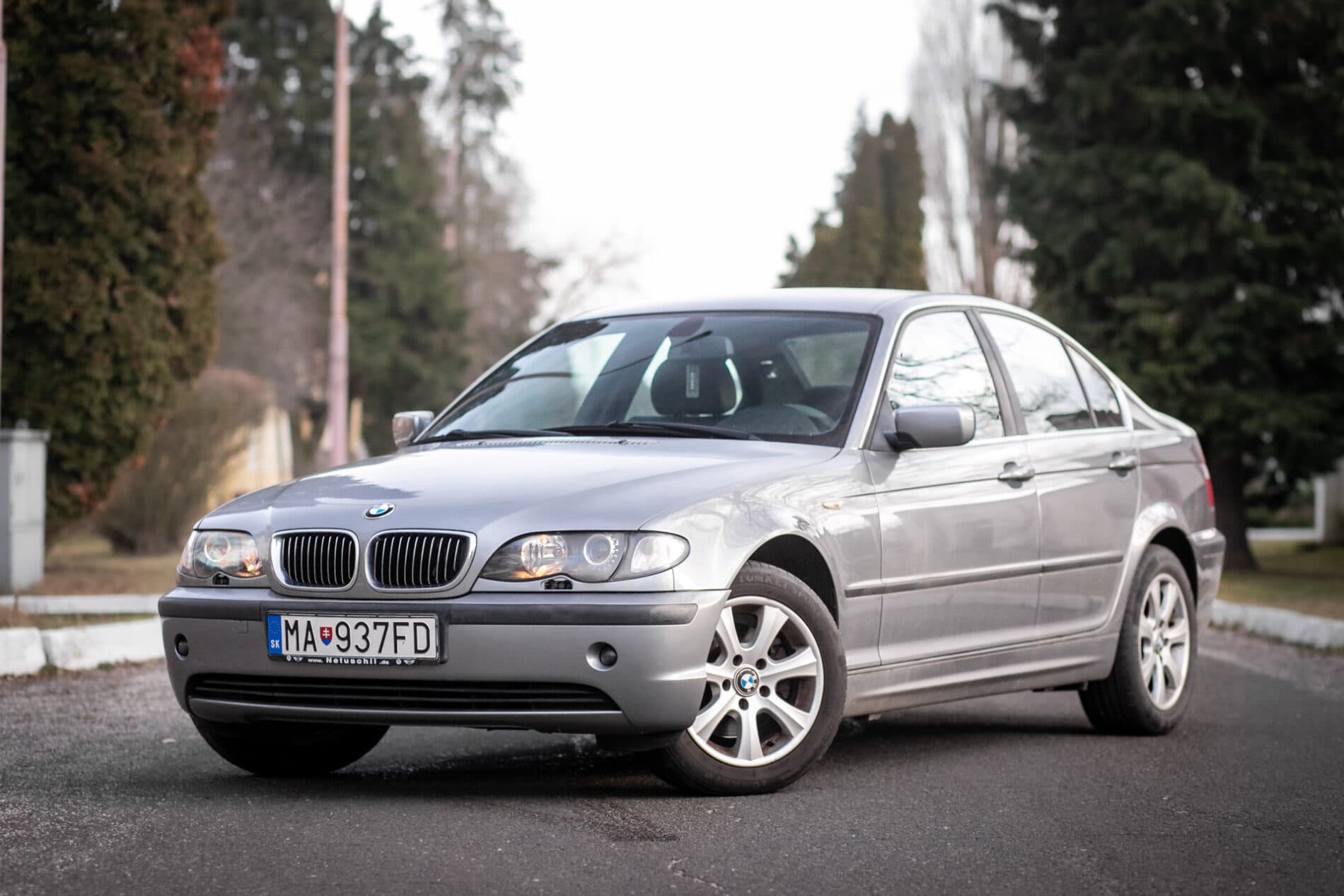 2003 BMW 325i