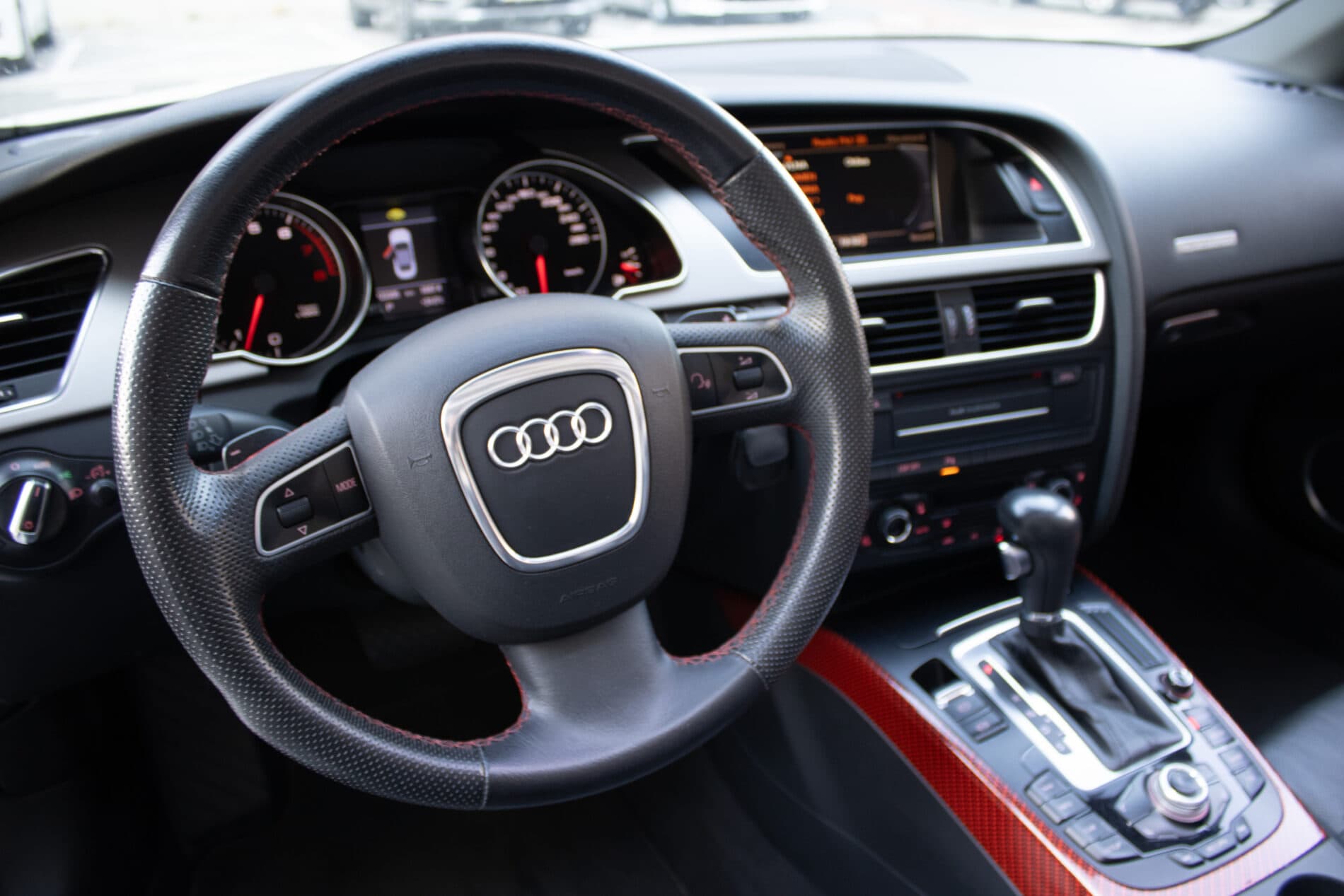 2009 AUDI A5, bílá kabriolet, 123 385 km