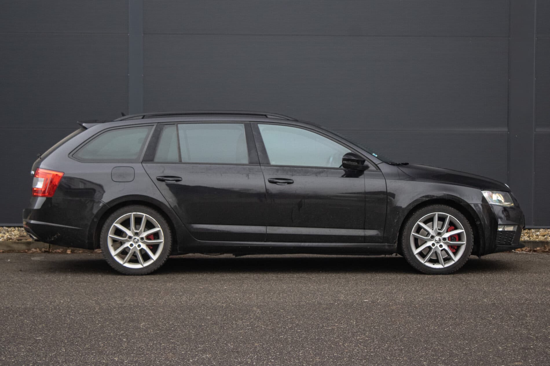 2015 Skoda Octavia RS, černá kombi, 312 500 km