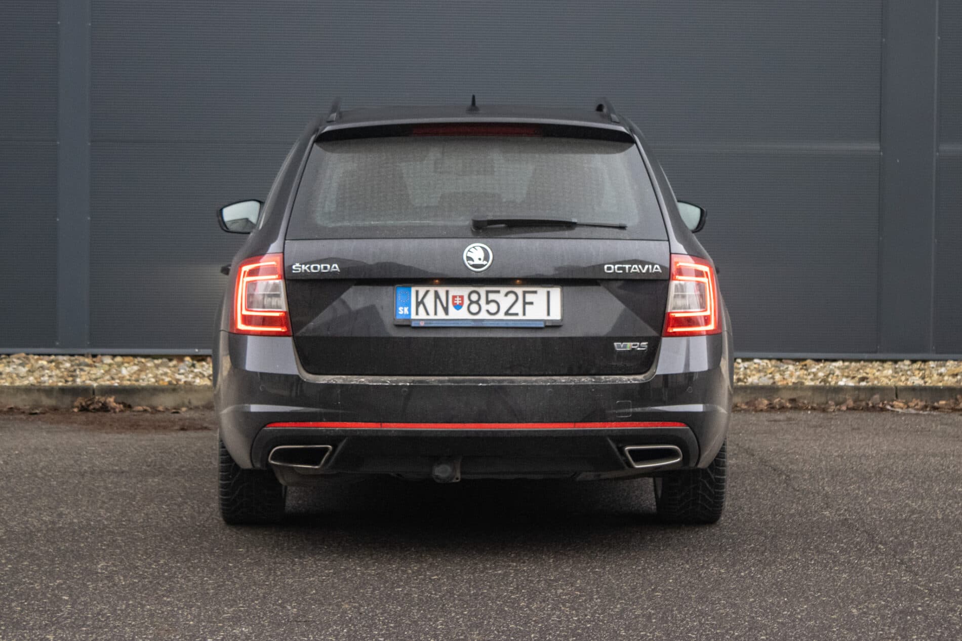 2015 Skoda Octavia RS, černá kombi, 312 500 km