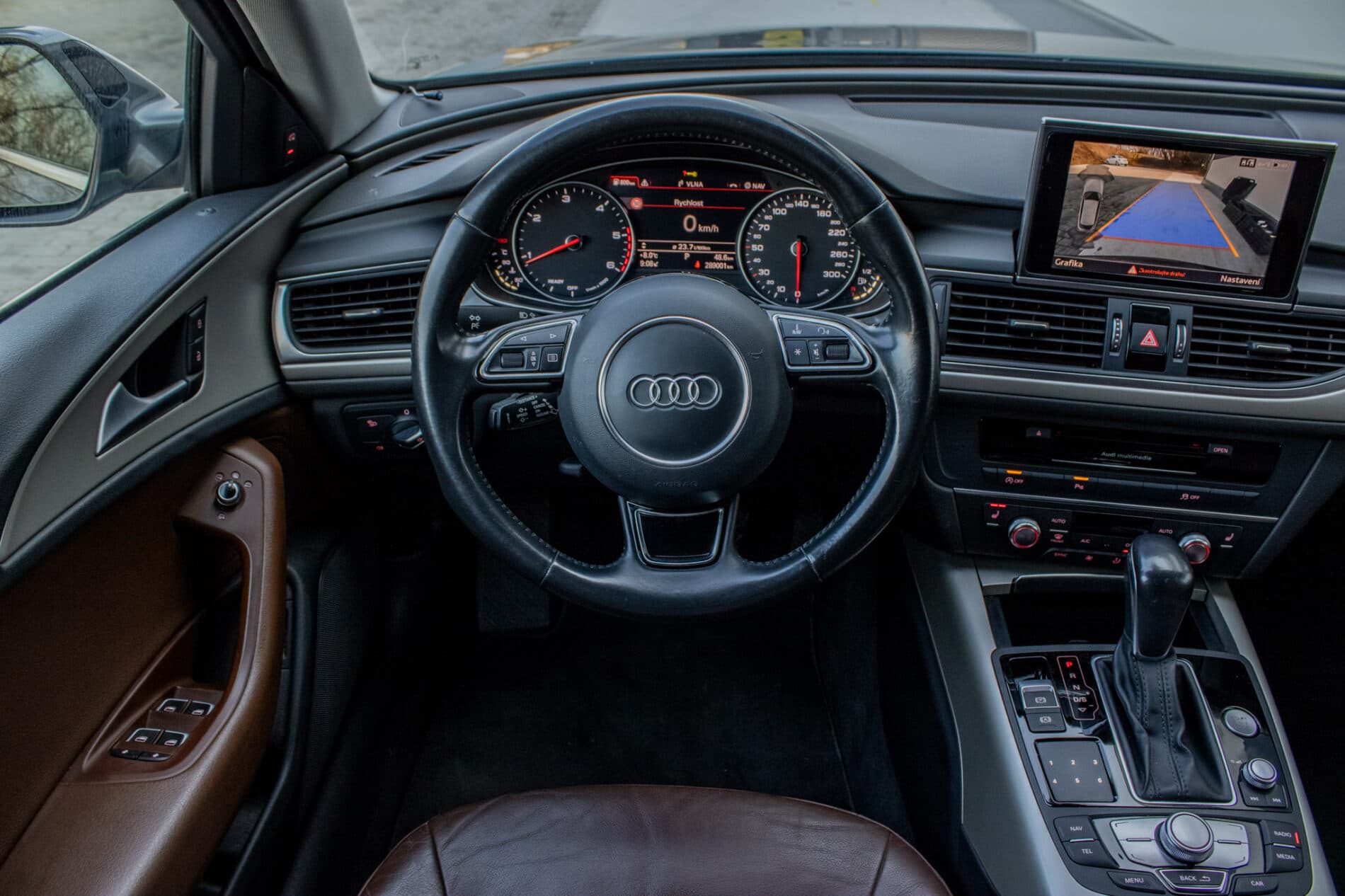 2016 AUDI A6, šedá kombi, 289 001 km
