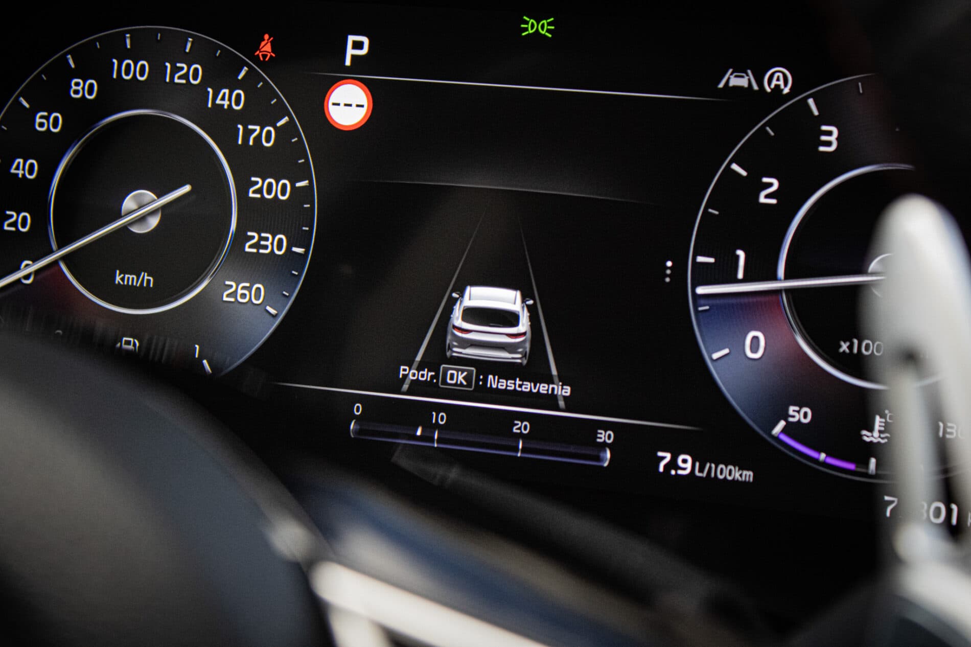 2023 Kia ProCeed GT, oranžová hatchback, 73 801 km