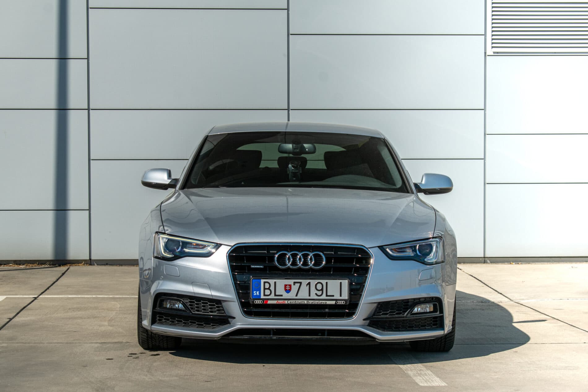 2016 AUDI A5, stříbrná, 111 053 km