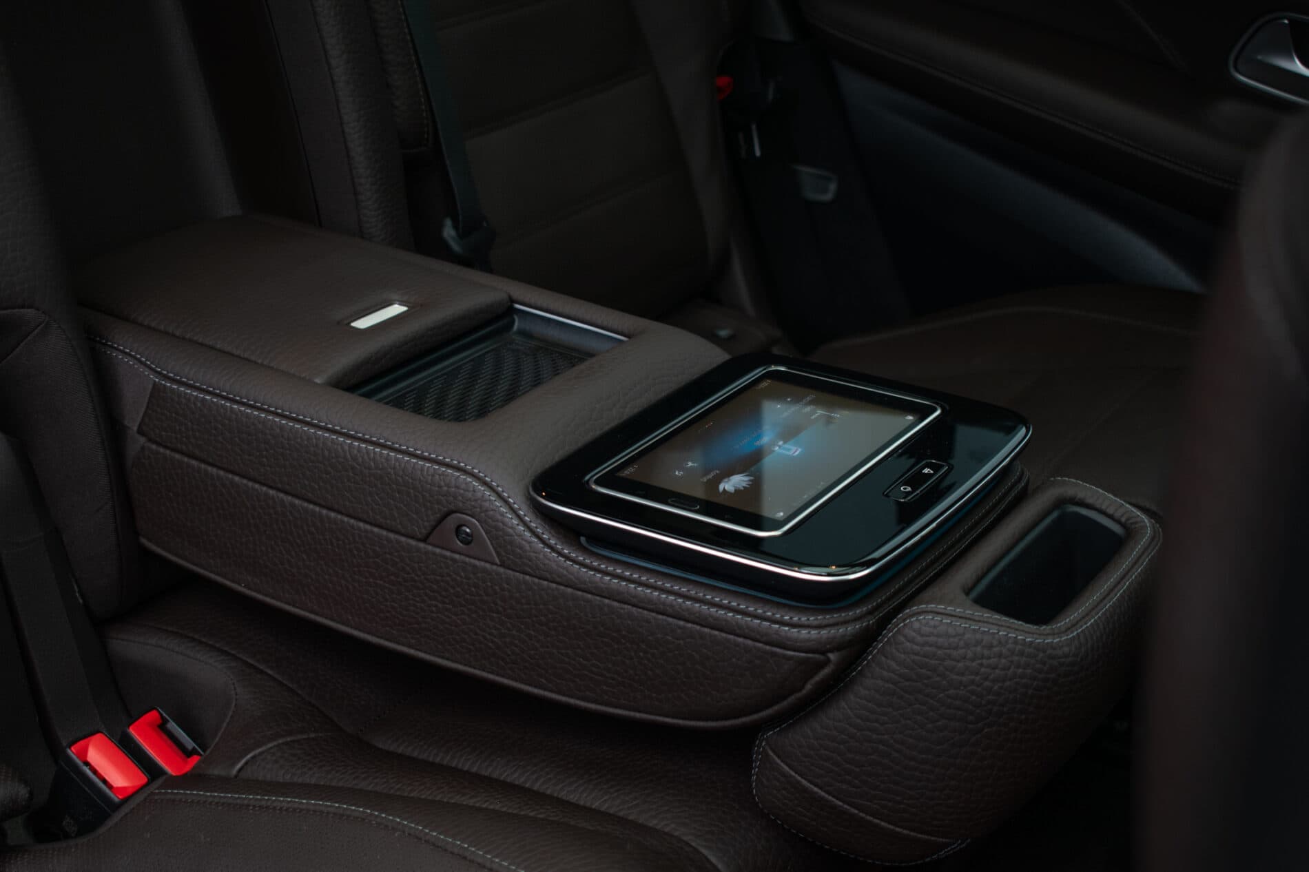2022 Mercedes-Benz GLS 580, černá suv, 71 134 km