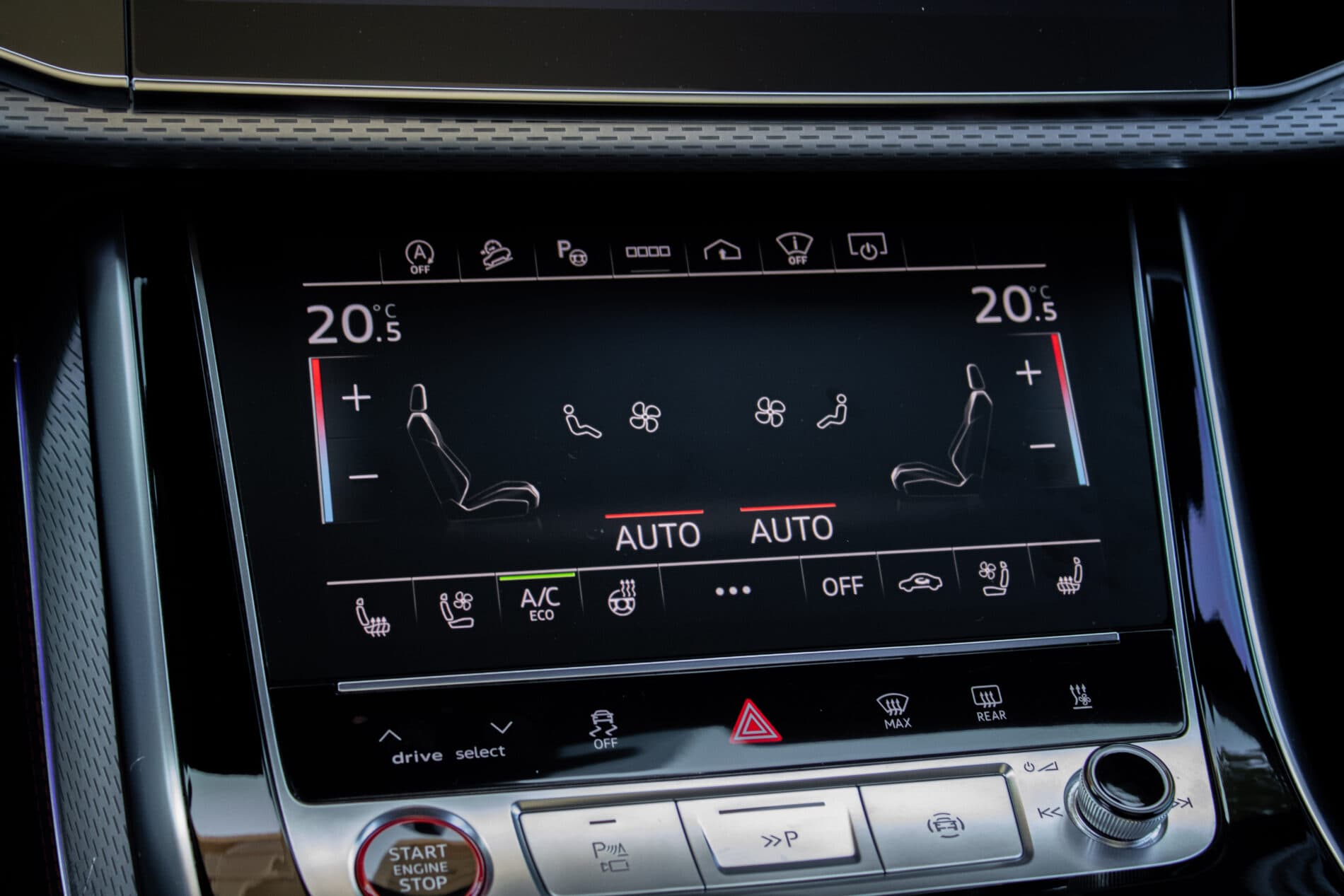 2025 AUDI SQ7, zelená suv, 36 219 km