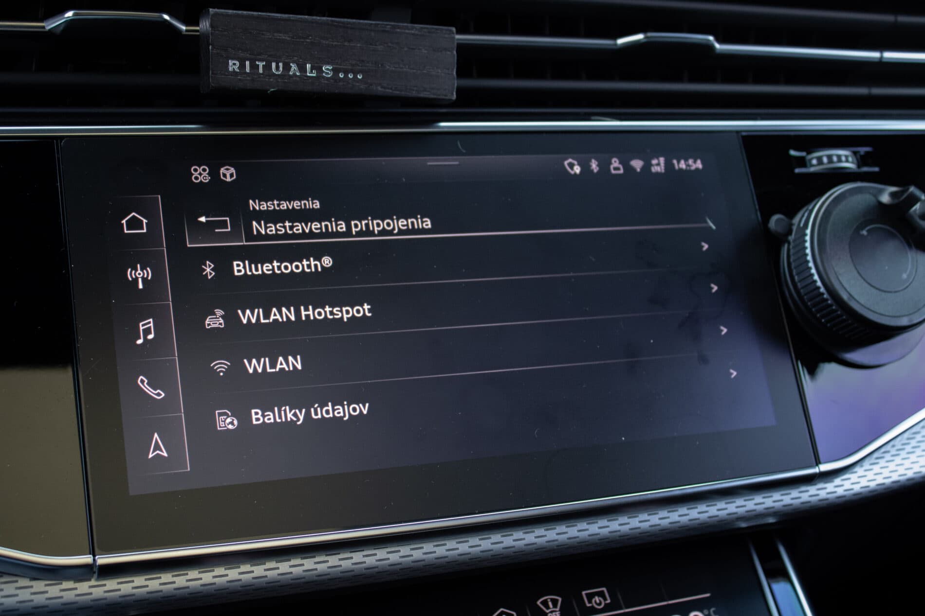 2025 AUDI SQ7, zelená suv, 36 219 km