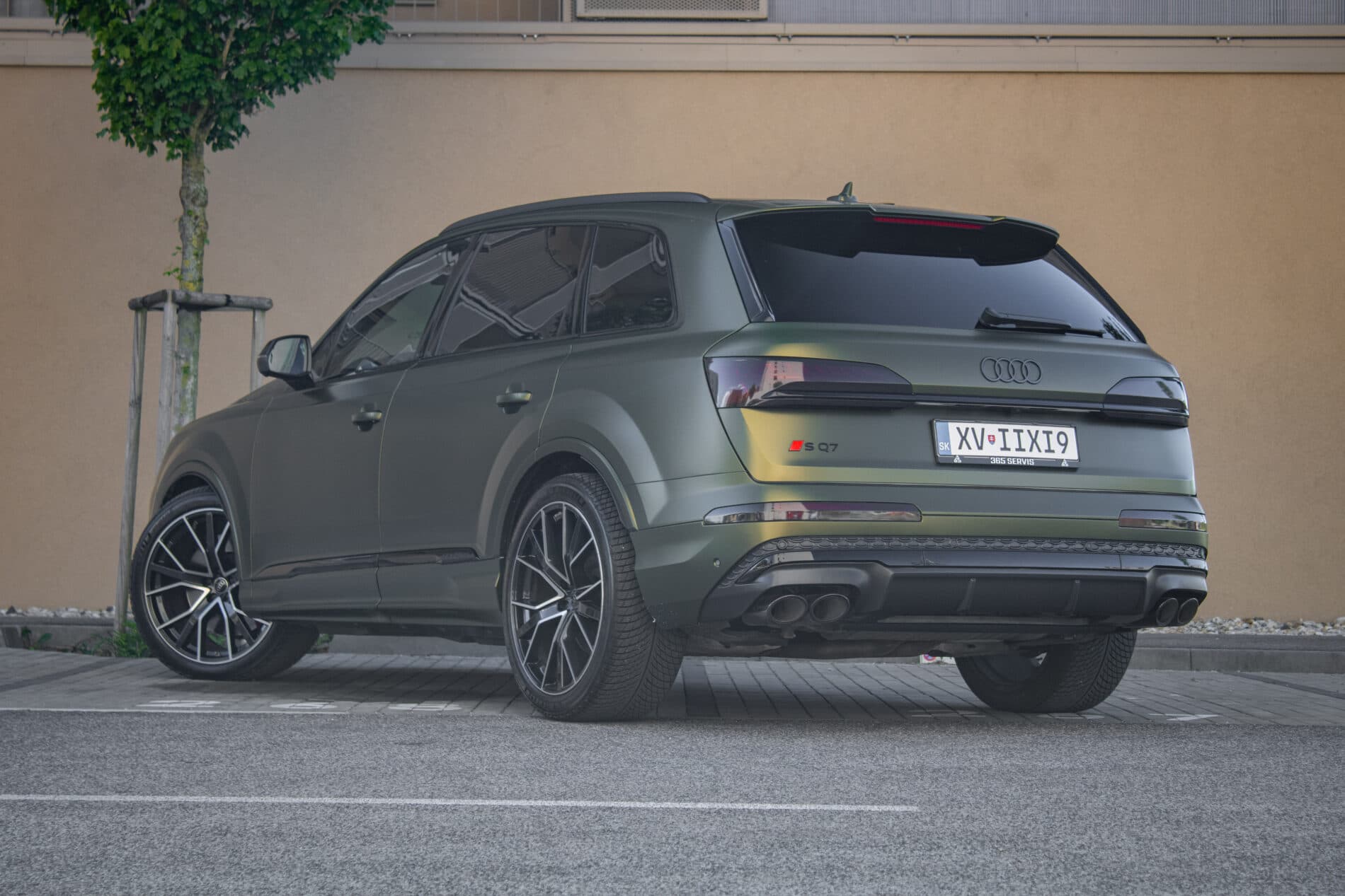 2025 AUDI SQ7, zelená suv, 36 219 km