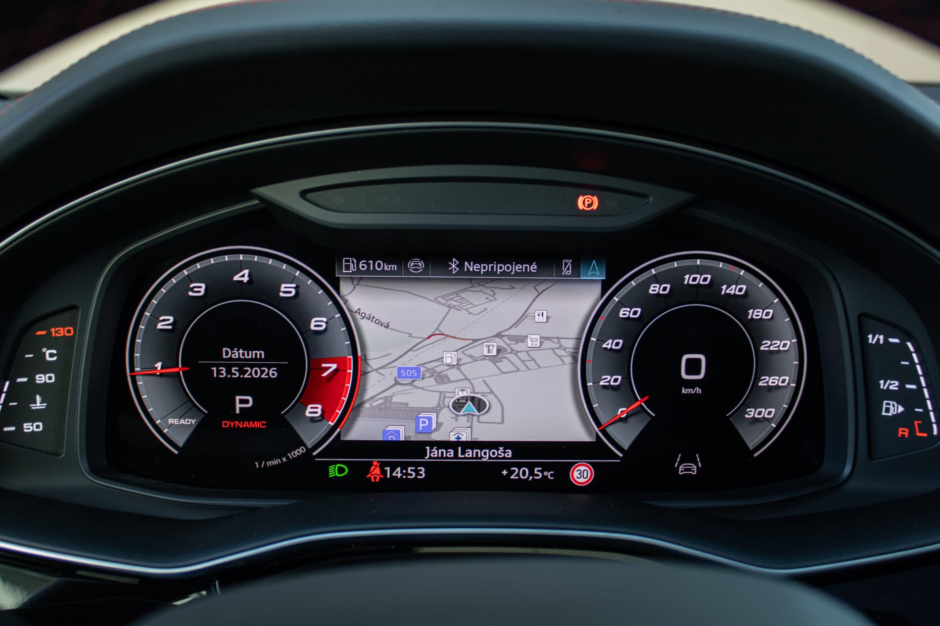 2025 AUDI SQ7, zelená suv, 36 219 km