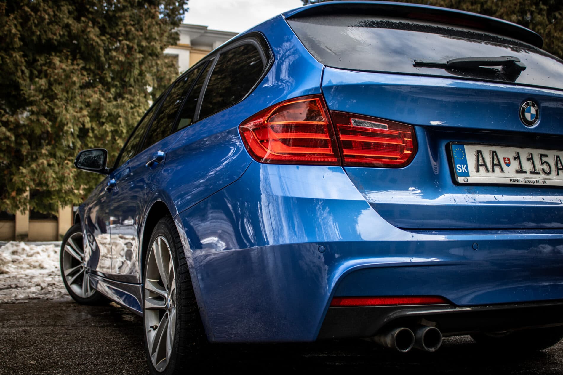 2015 BMW 328i, modrá kombi, 169 629 km