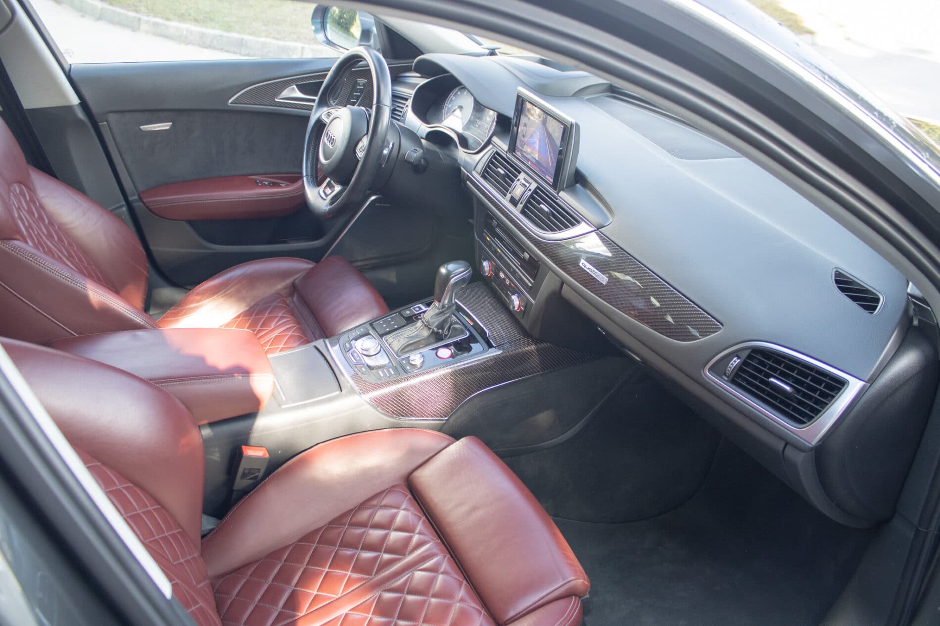 2015 AUDI S6, šedá sedan, 184 000 km