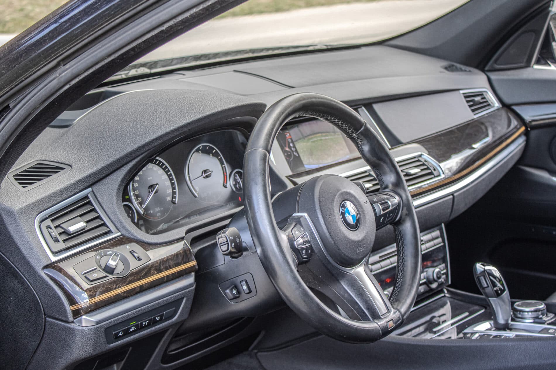 2016 BMW 530d, černá, 258 656 km