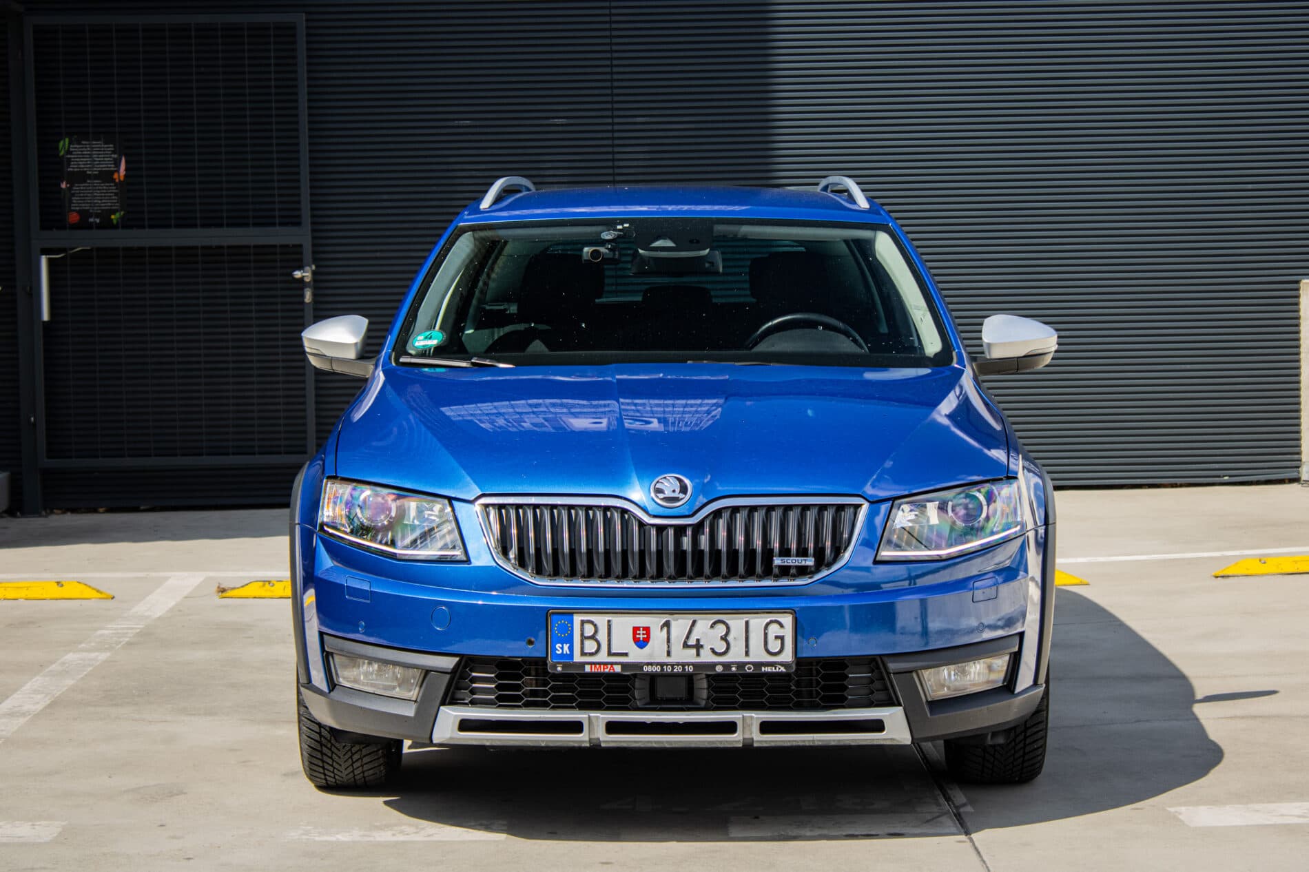 2014 Skoda Octavia RS, modrá kombi, 268 807 km