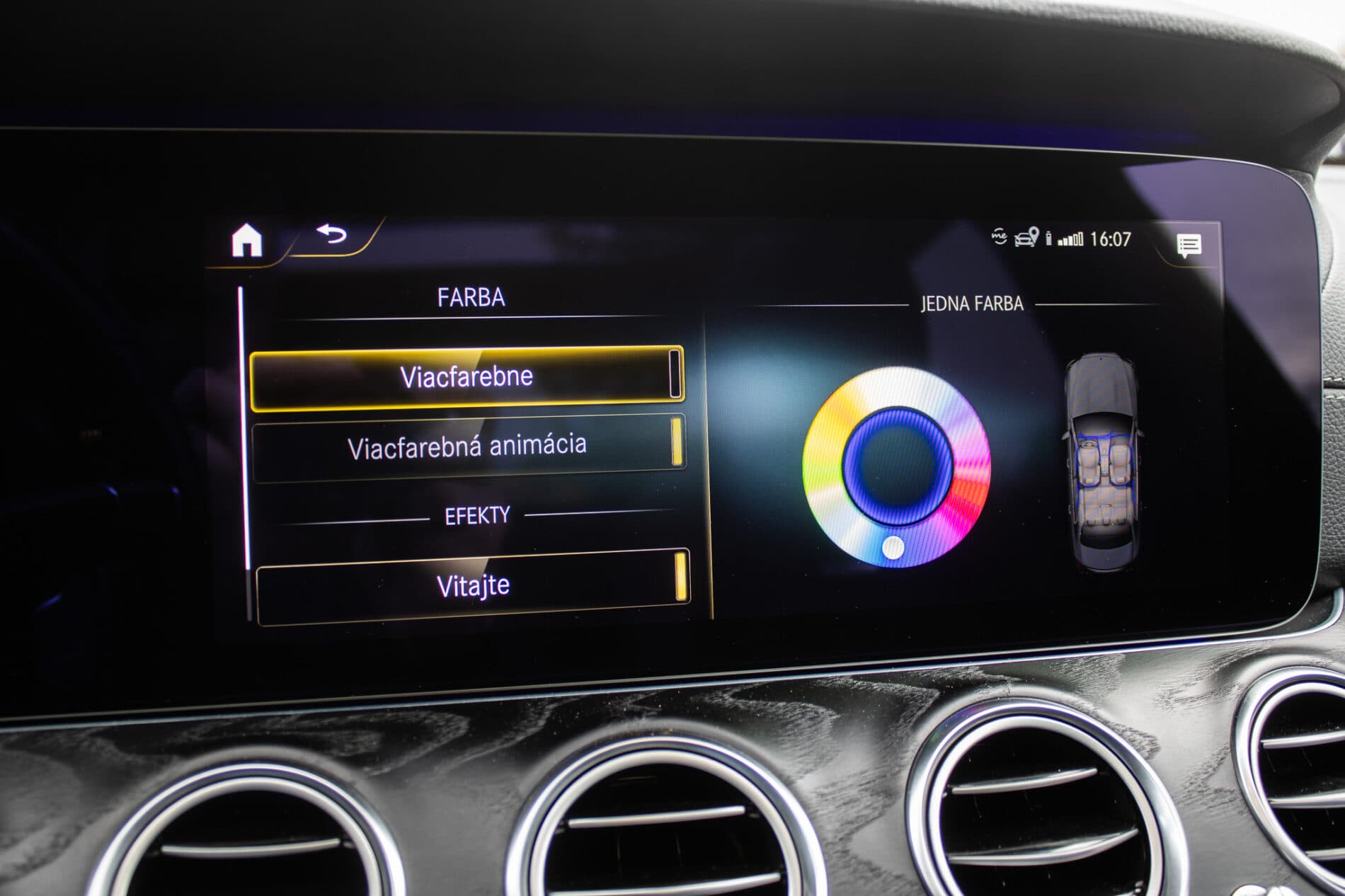 2020 Mercedes-Benz E 53 AMG, černá sedan, 85 274 km