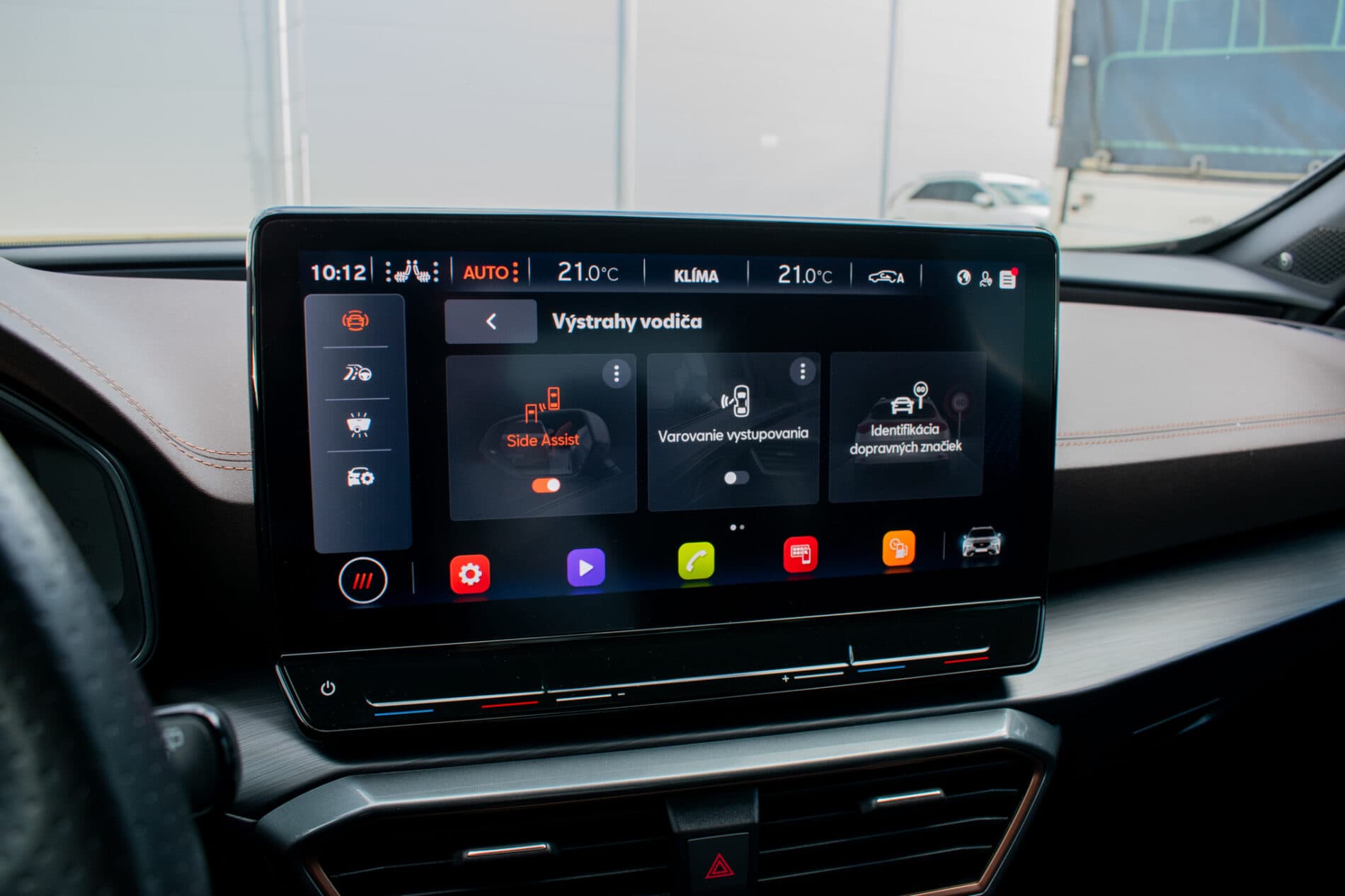 2022 Cupra Formentor VZ5, šedá suv, 45 979 km