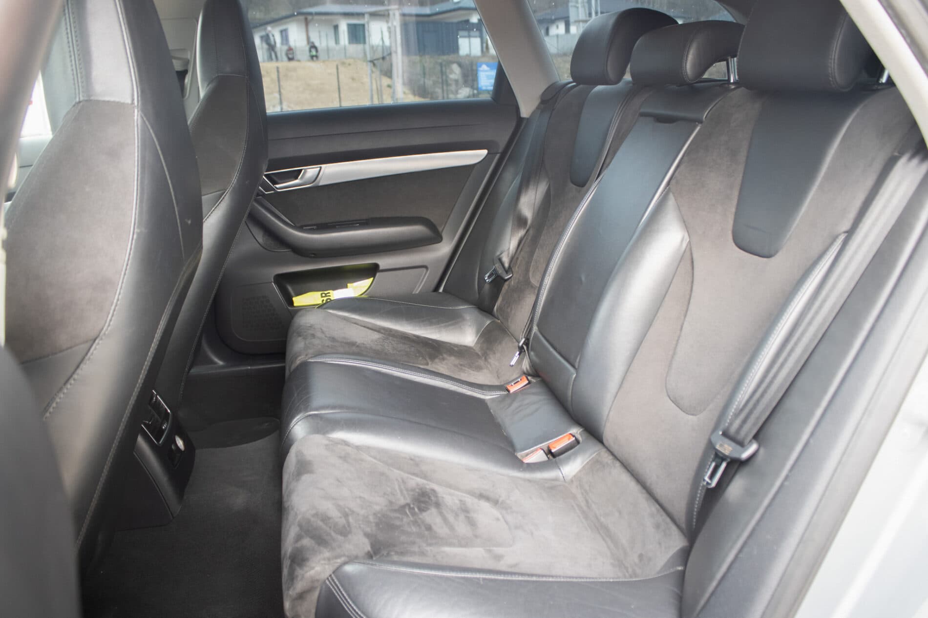 2008 AUDI A6, šedá kombi, 322 480 km