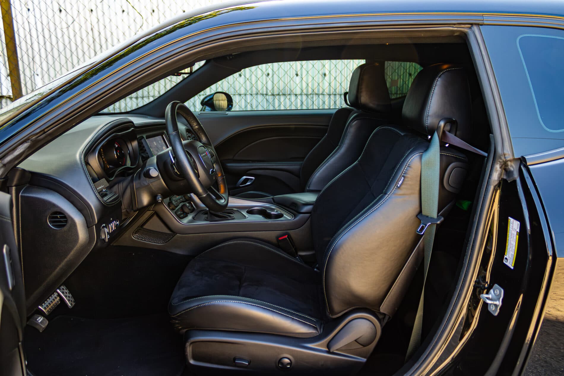 2023 Dodge Challenger, černá kupé, 14 110 km