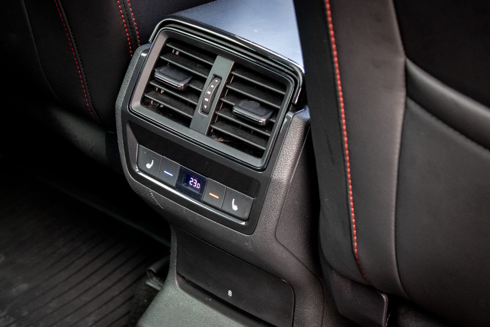 2020 Skoda Kodiaq RS, šedá suv, 131 224 km
