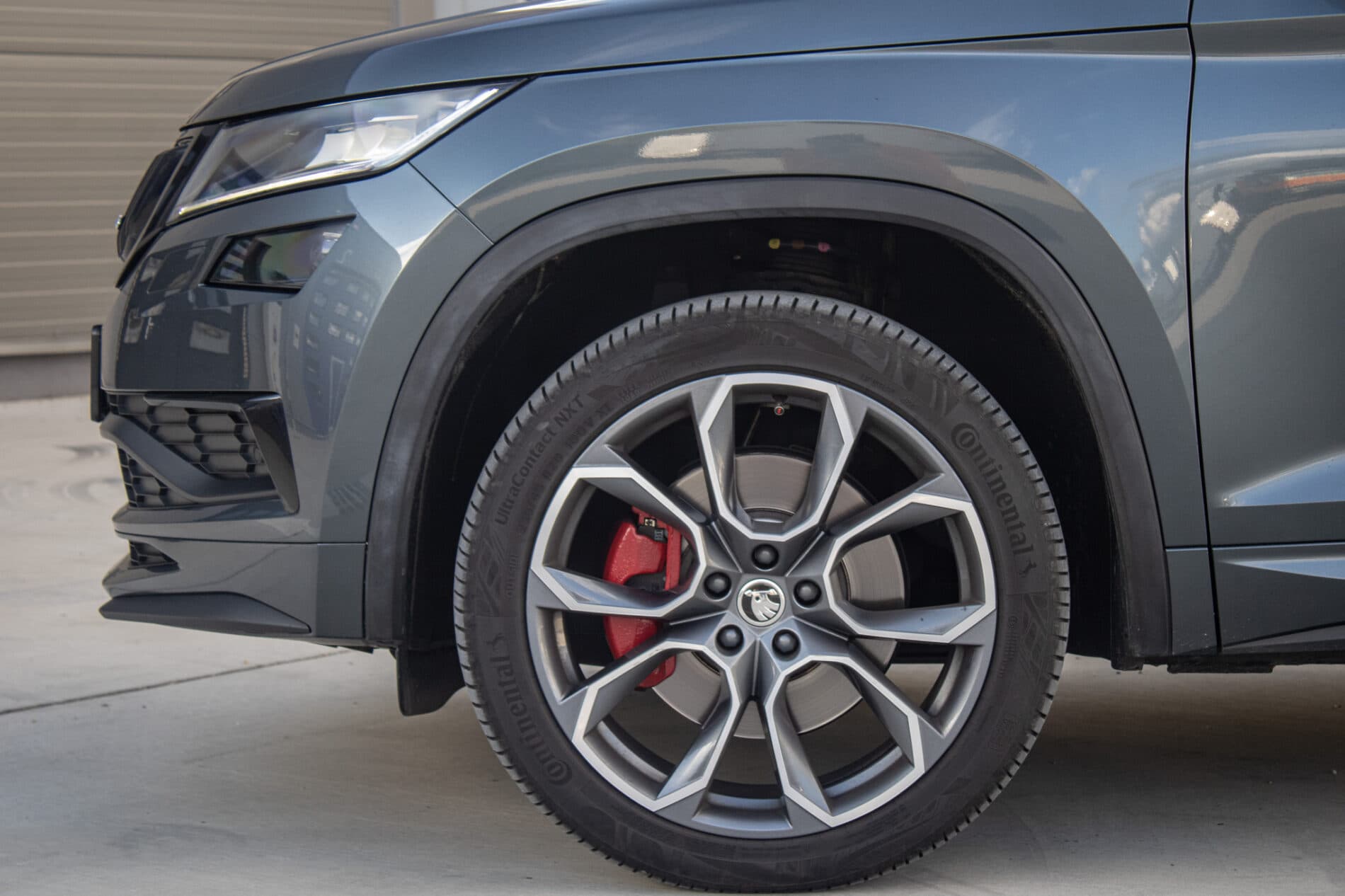 2020 Skoda Kodiaq RS, šedá suv, 131 224 km