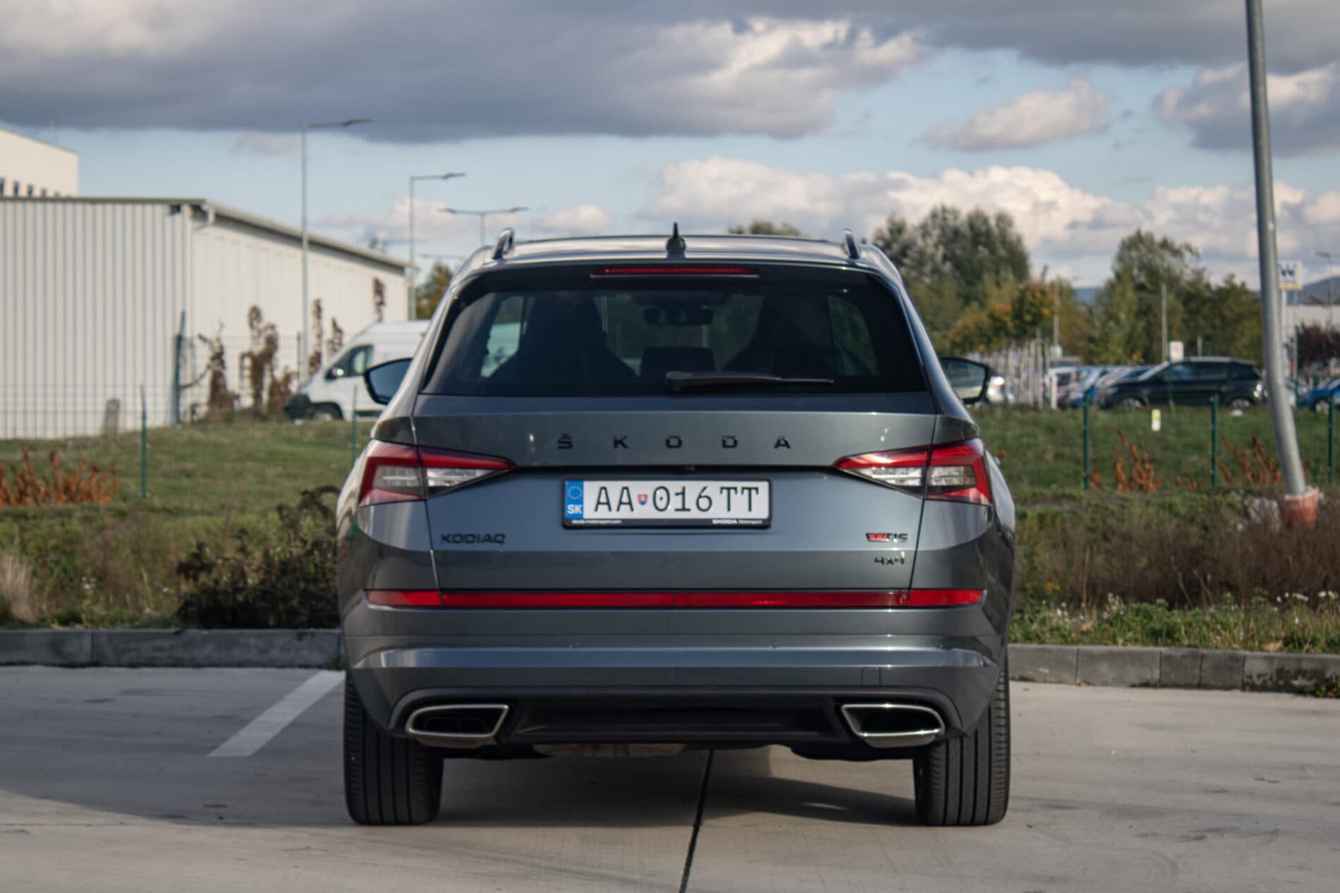 2020 Skoda Kodiaq RS, šedá suv, 131 224 km