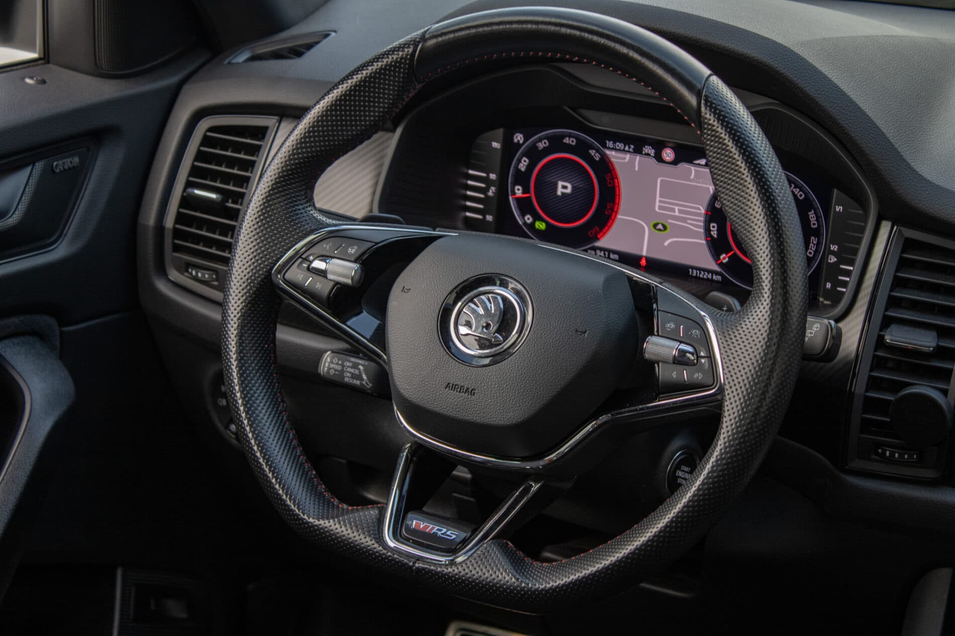 2020 Skoda Kodiaq RS, šedá suv, 131 224 km