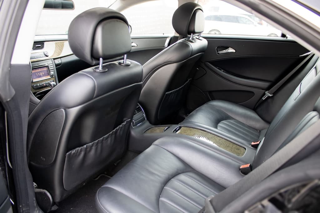 2010 Mercedes-Benz CLS 350 CDI, černá sedan, 237 417 km
