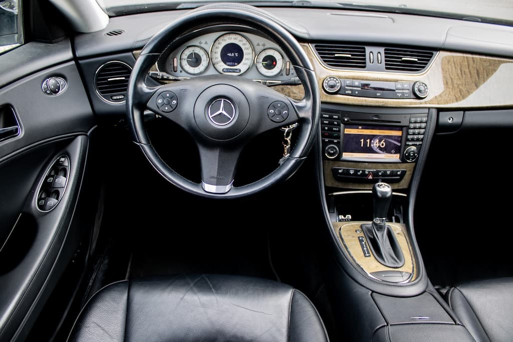2010 Mercedes-Benz CLS 350 CDI, černá sedan, 237 417 km