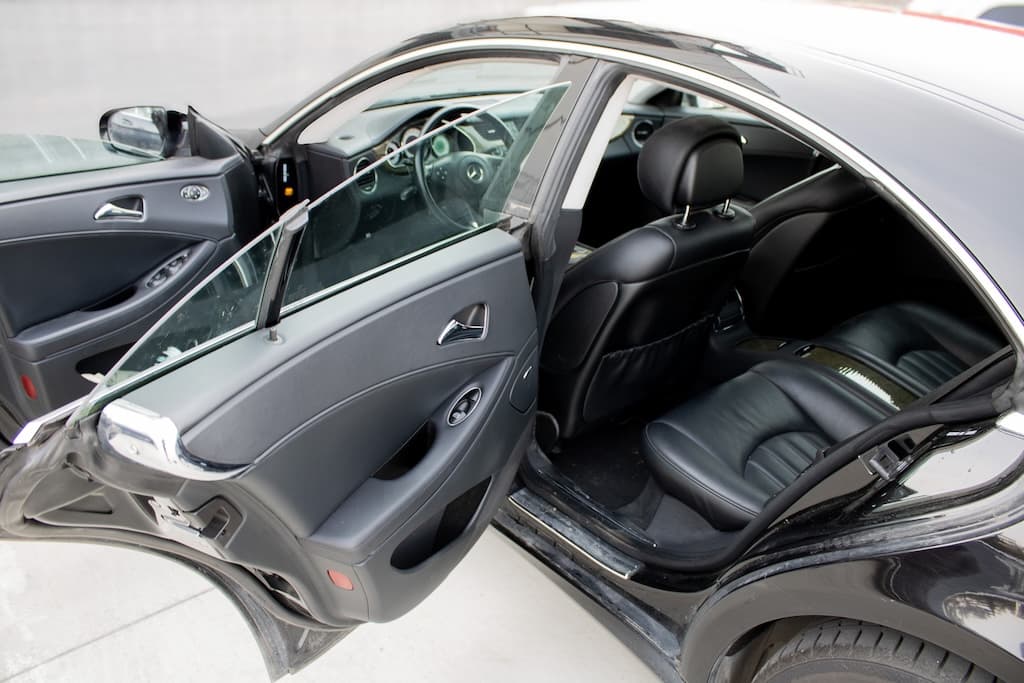 2010 Mercedes-Benz CLS 350 CDI, černá sedan, 237 417 km