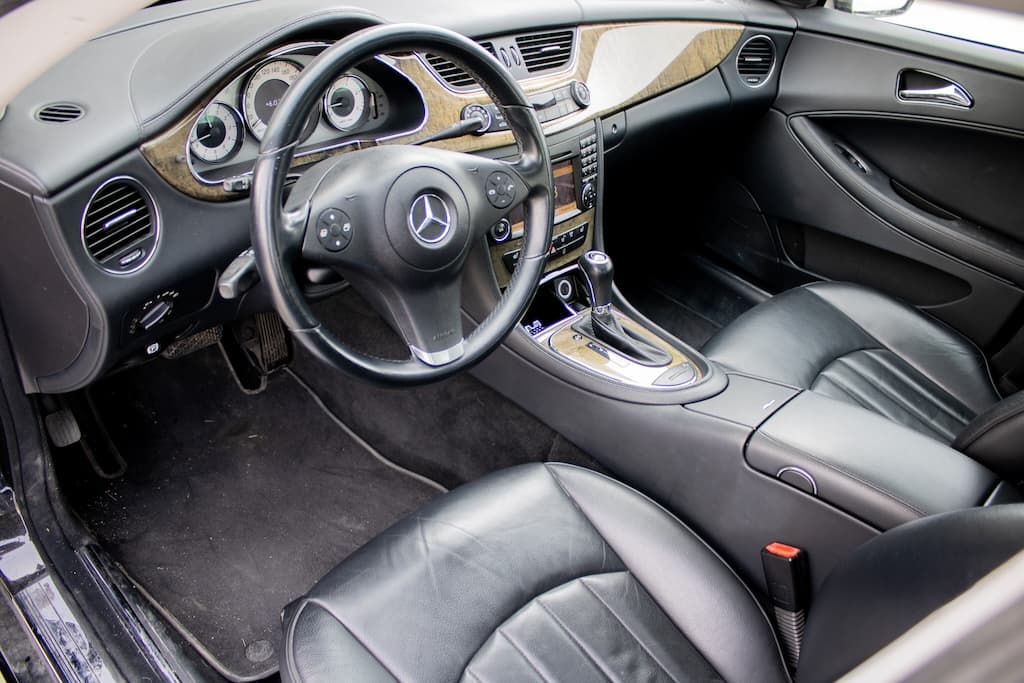 2010 Mercedes-Benz CLS 350 CDI, černá sedan, 237 417 km