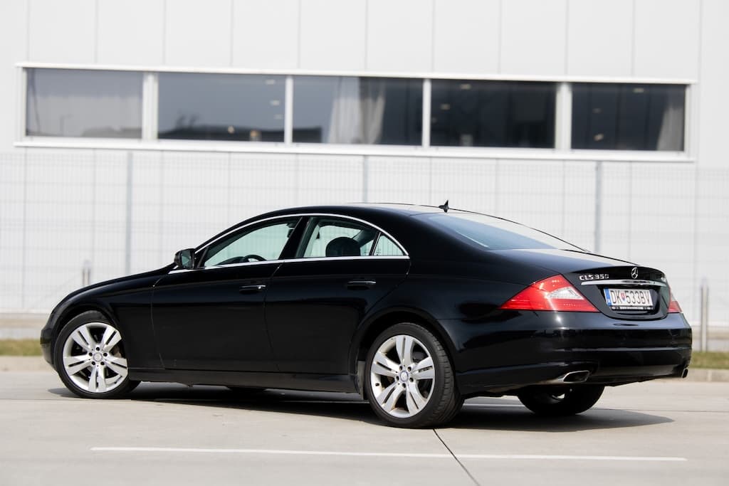 2010 Mercedes-Benz CLS 350 CDI, černá sedan, 237 417 km