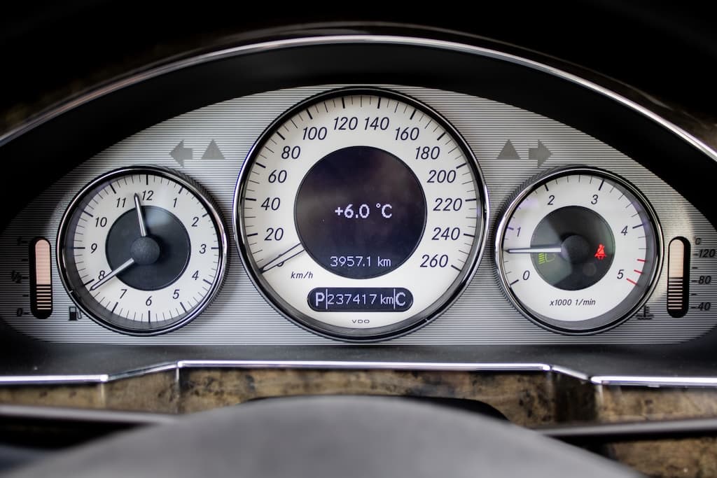 2010 Mercedes-Benz CLS 350 CDI, černá sedan, 237 417 km
