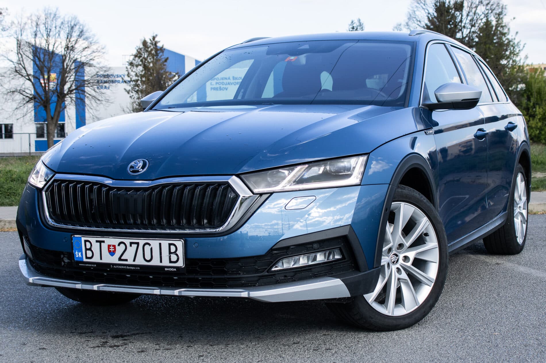 2021 Skoda Octavia RS, modrá kombi, 95 018 km