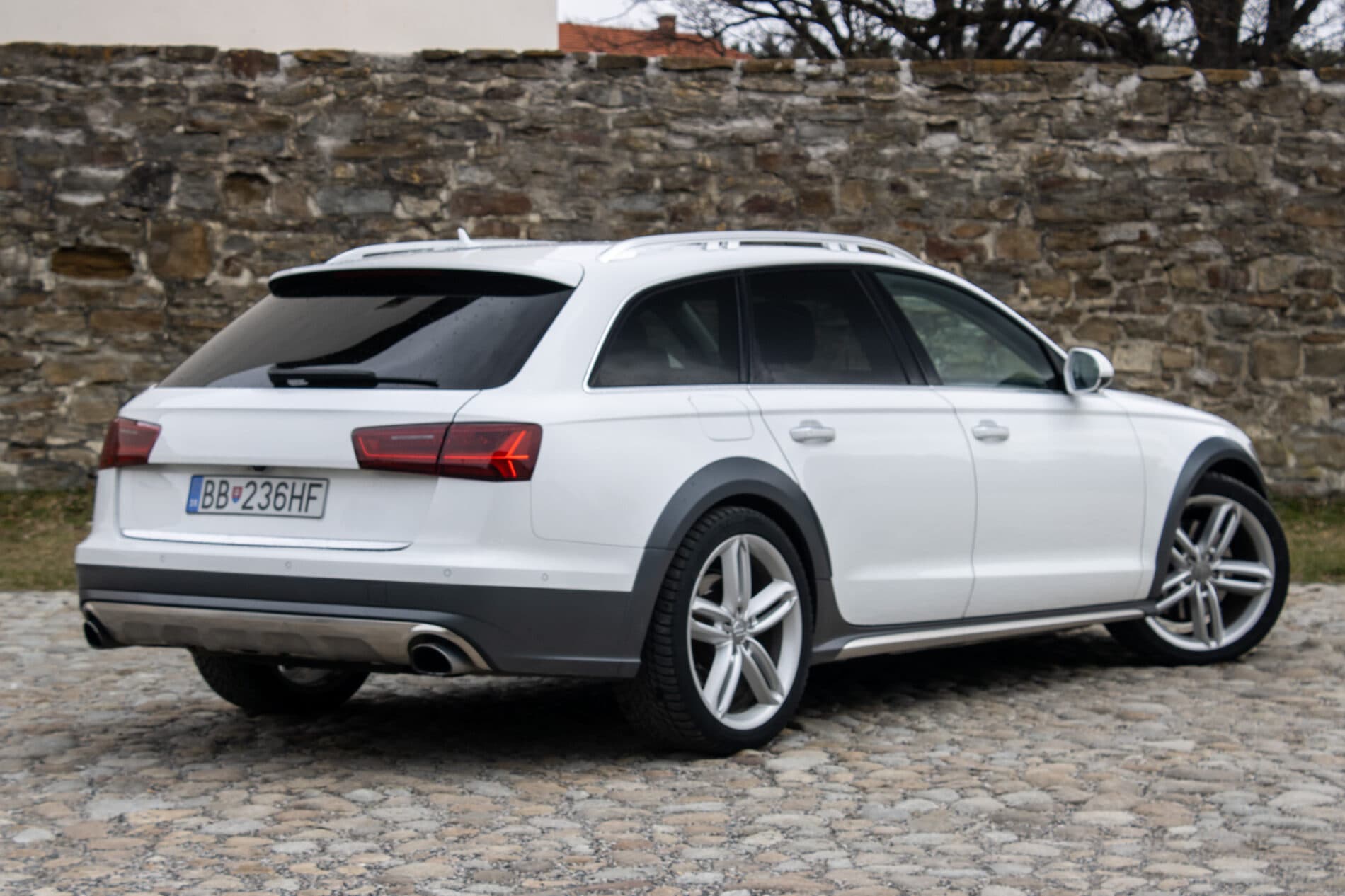 2016 AUDI A6, bílá kombi, 253 654 km