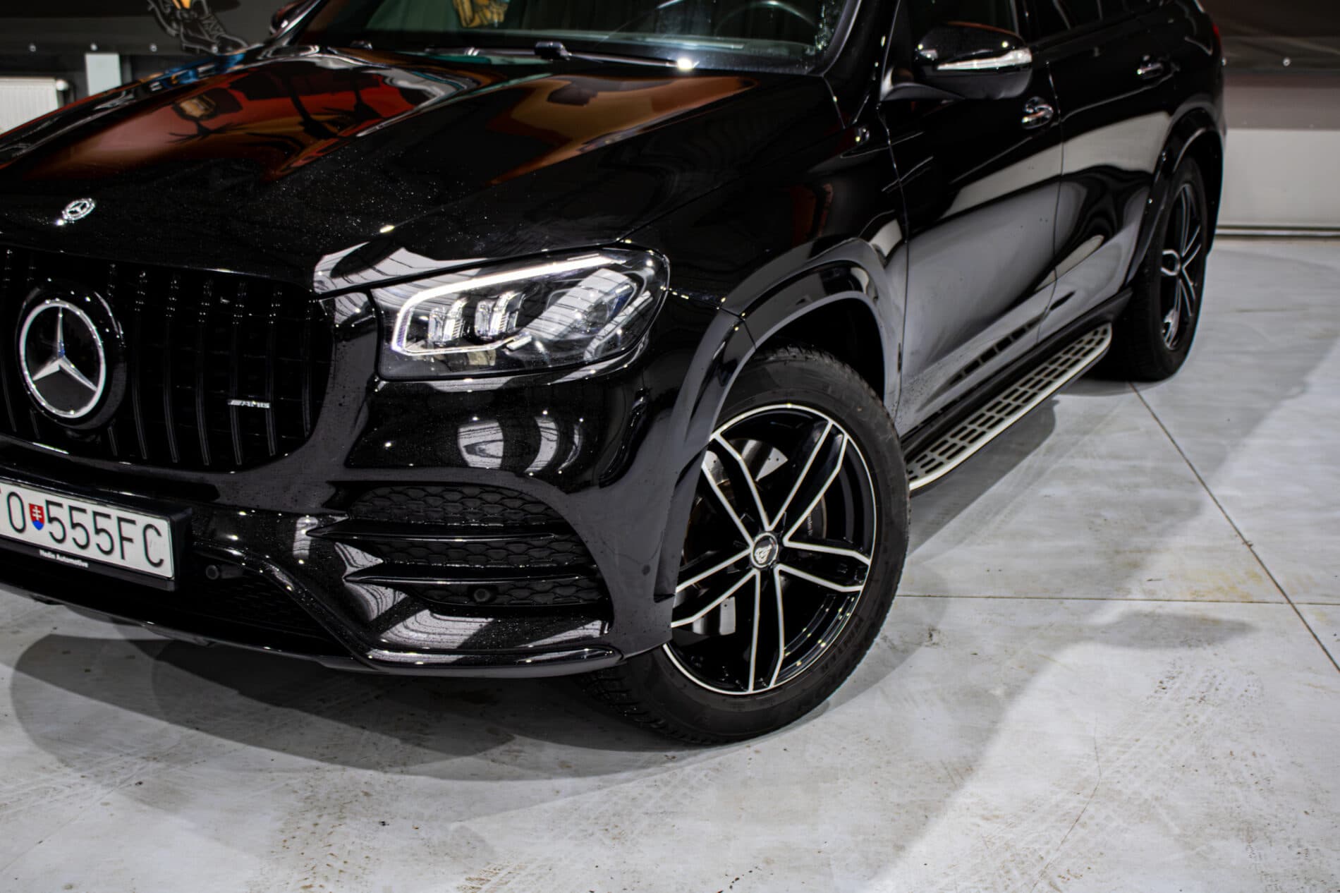 2021 Mercedes-Benz GLS 400d, černá suv, 79 992 km