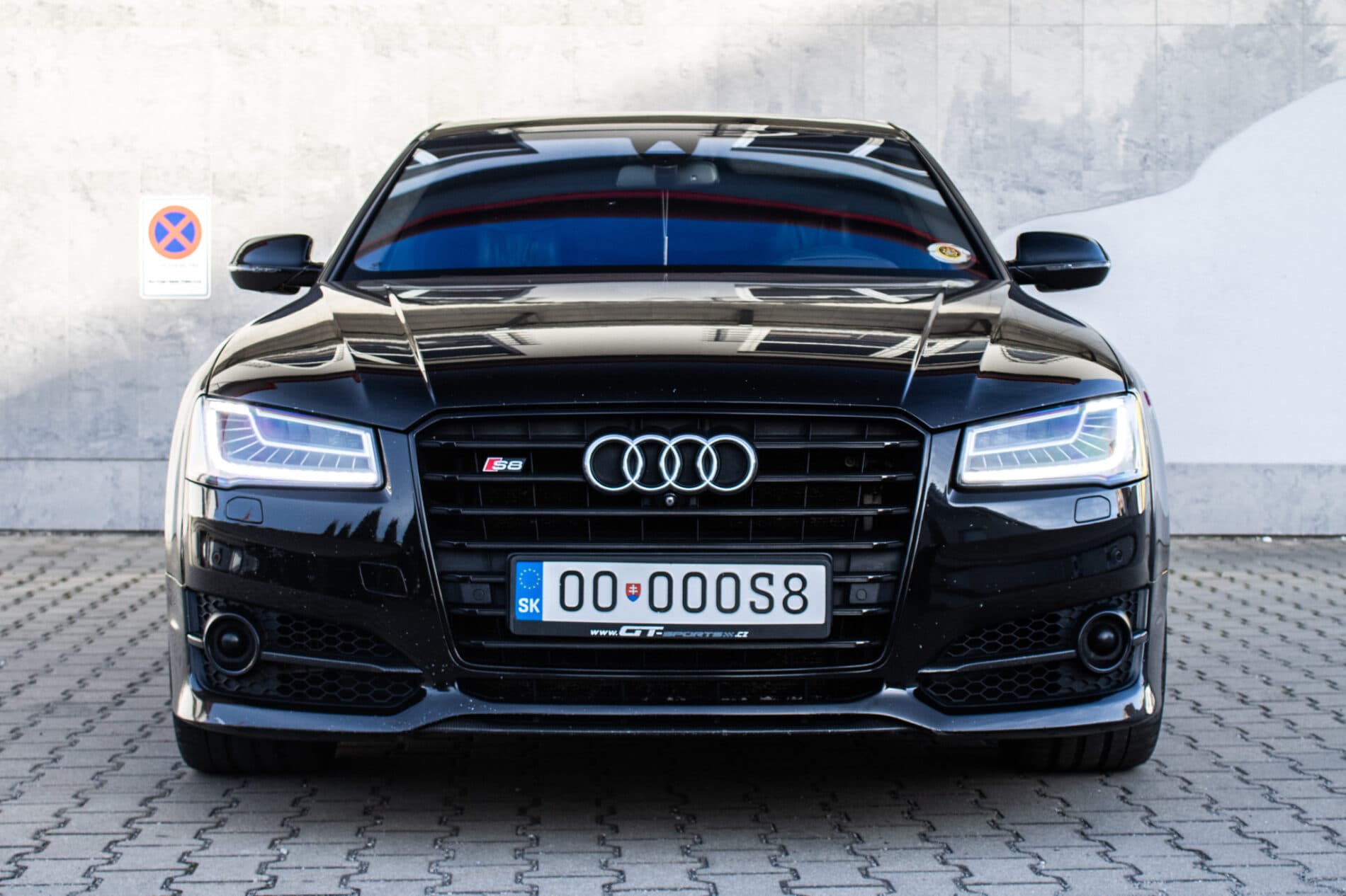 2017 AUDI S8