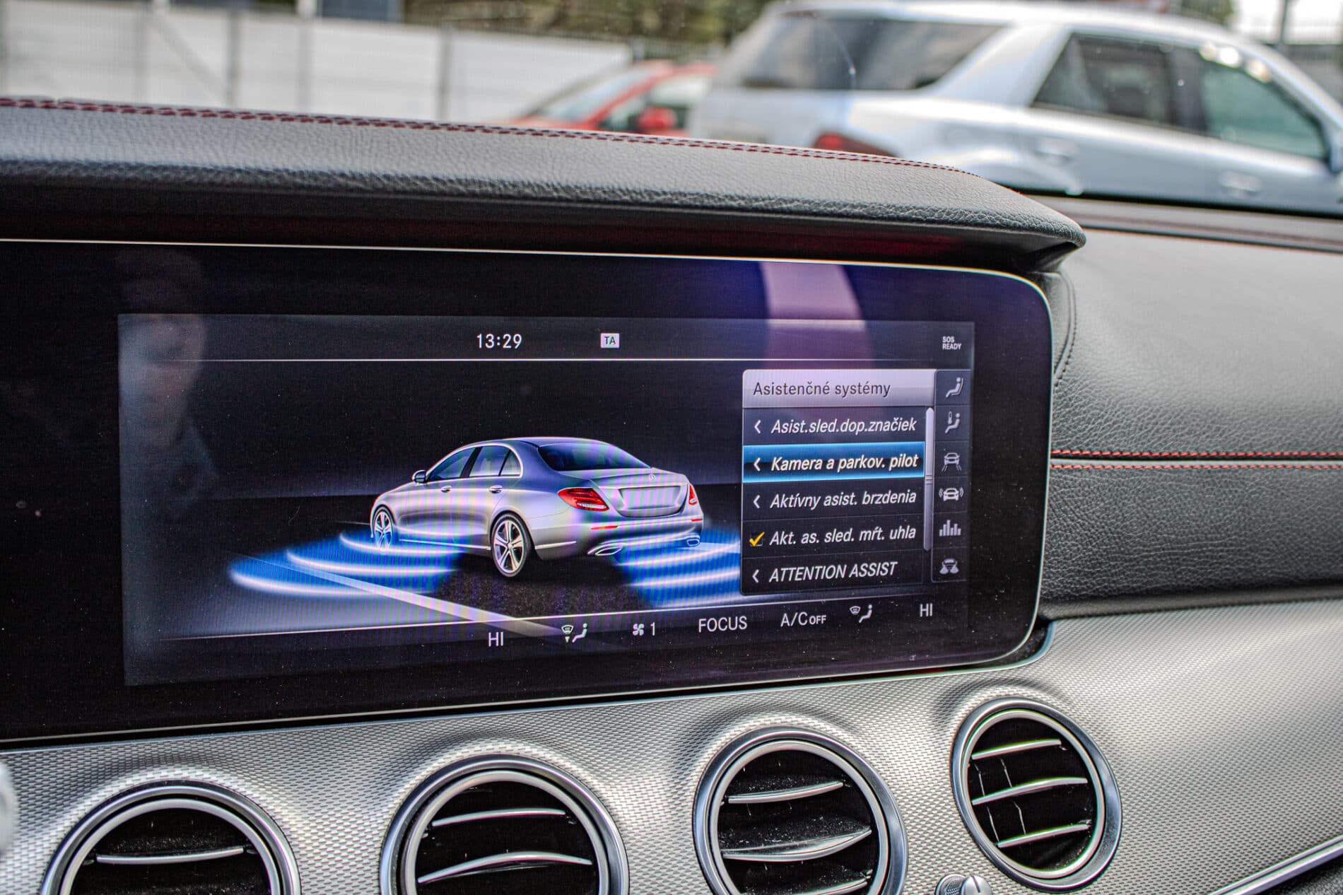 2017 Mercedes-Benz E 43 AMG, šedá sedan, 156 800 km