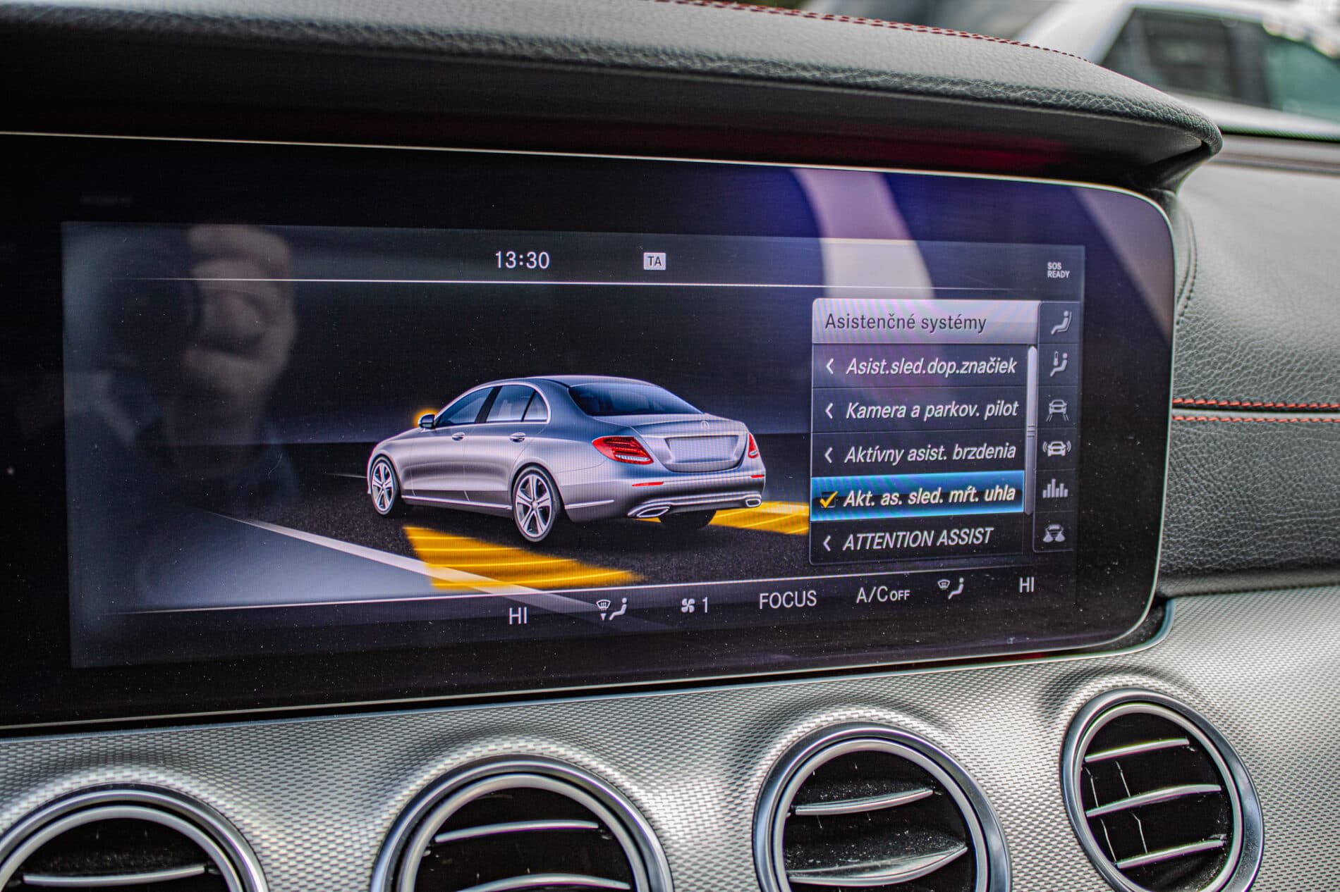 2017 Mercedes-Benz E 43 AMG, šedá sedan, 156 800 km
