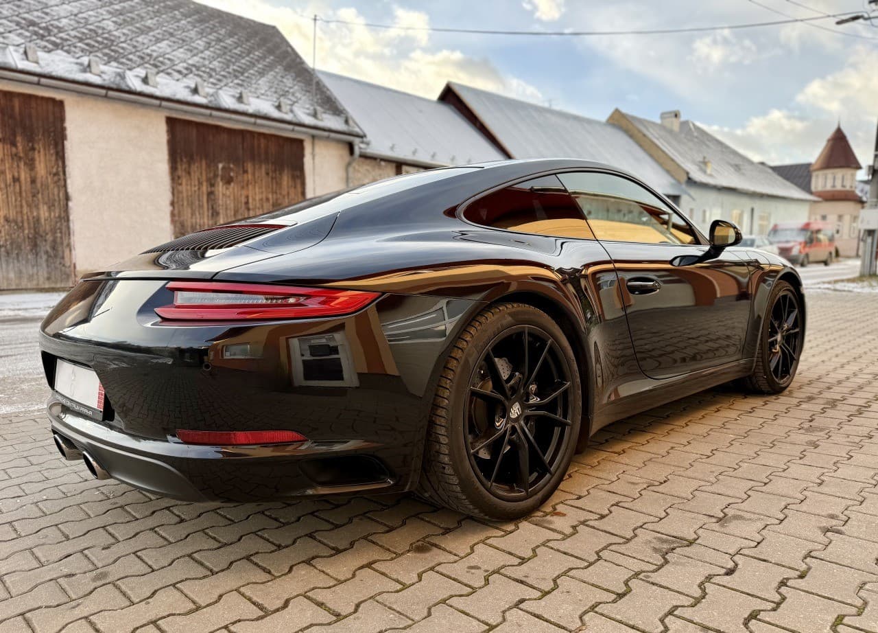 2018 Porsche 991 Carrera