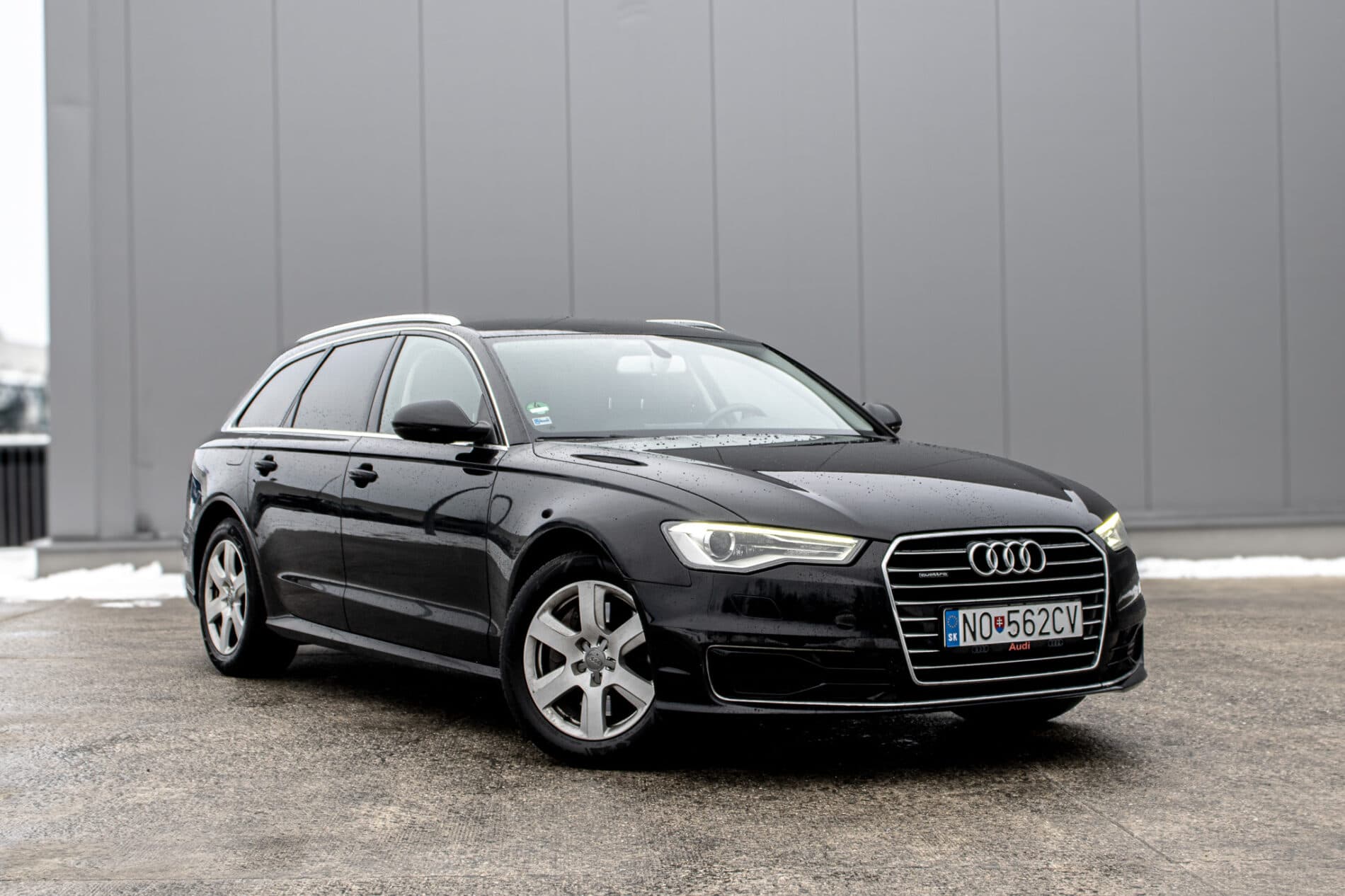 2016 AUDI A6, černá kombi, 225 800 km