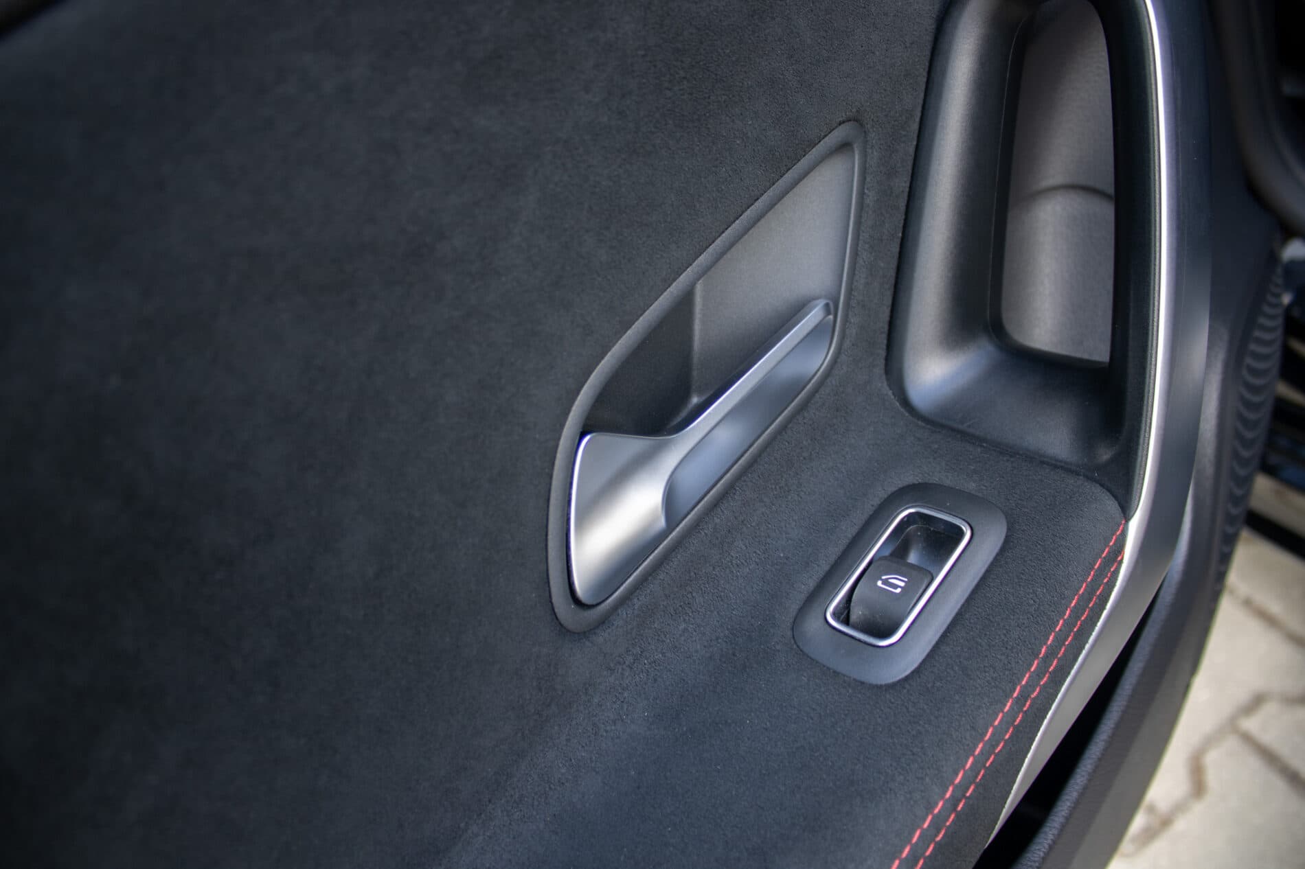 2019 Mercedes-Benz A 35 AMG, černá sedan, 60 541 km