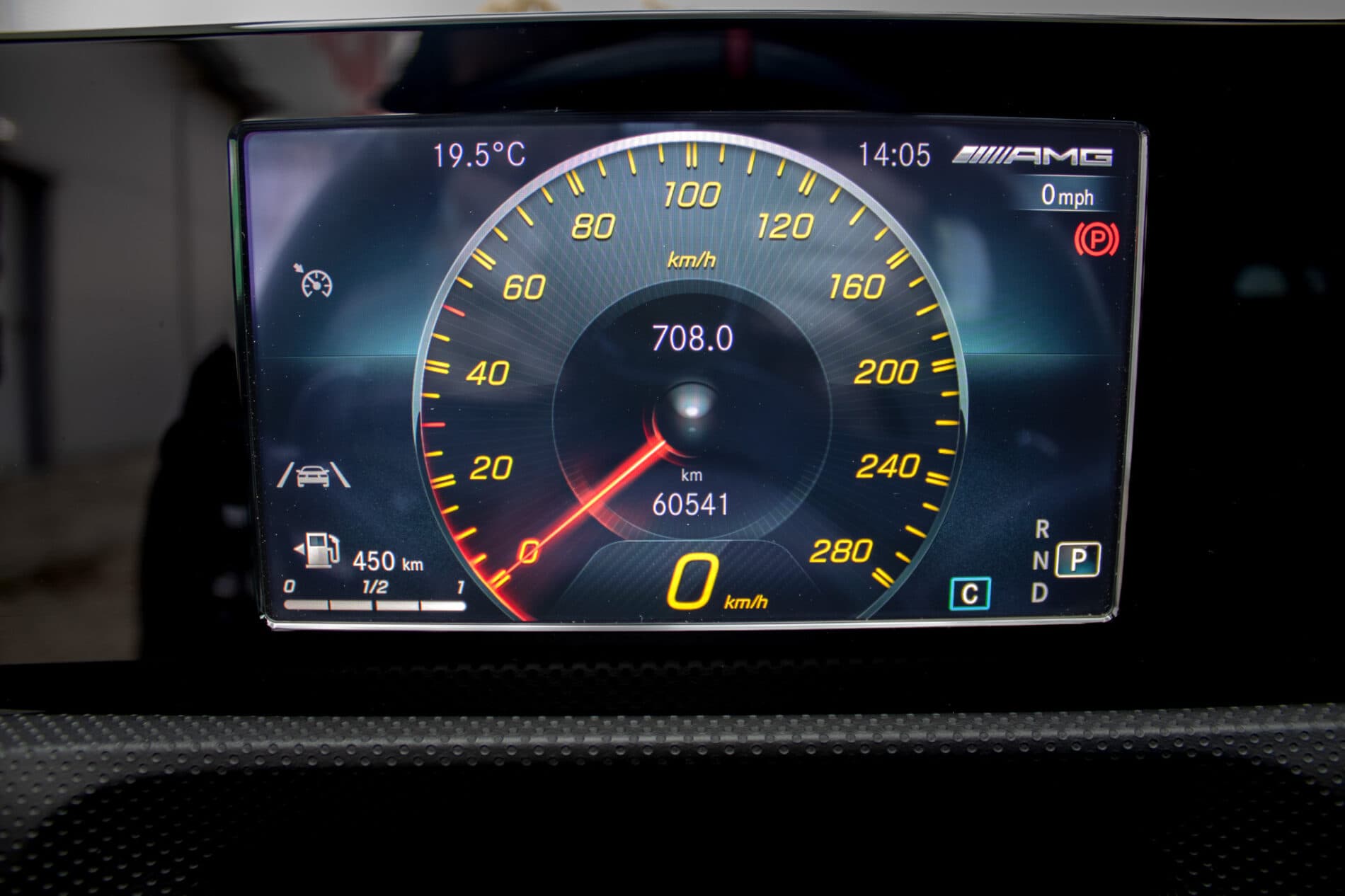 2019 Mercedes-Benz A 35 AMG, černá sedan, 60 541 km