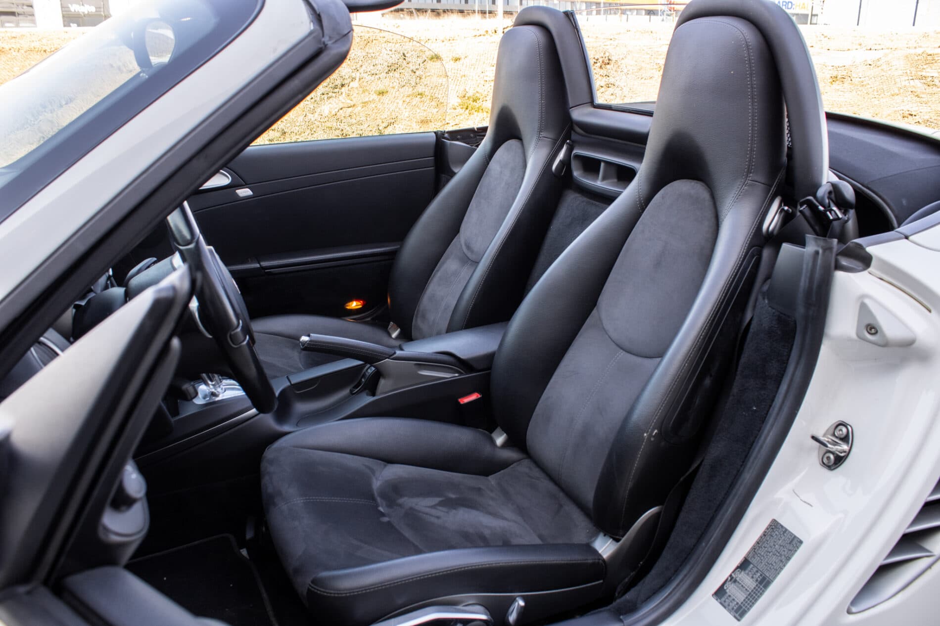 2010 Porsche Boxster S, bílá kabriolet, 57 649 km