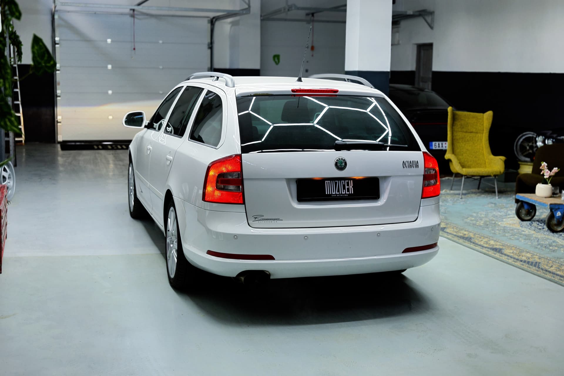 2009 Skoda Octavia RS mk2 combi, bílá kombi, 129 910 km