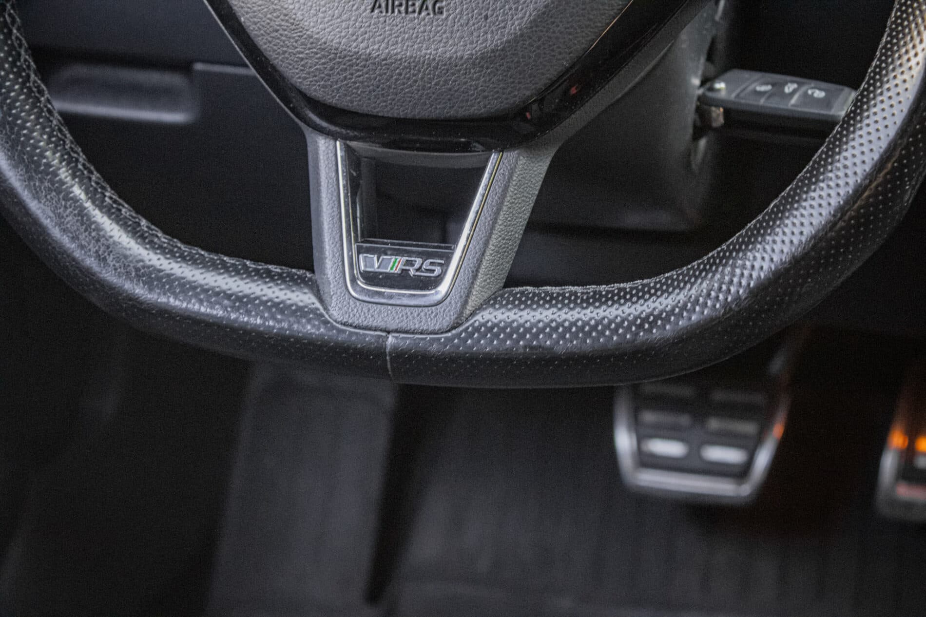 2018 Skoda Octavia RS, černá kombi, 223 705 km