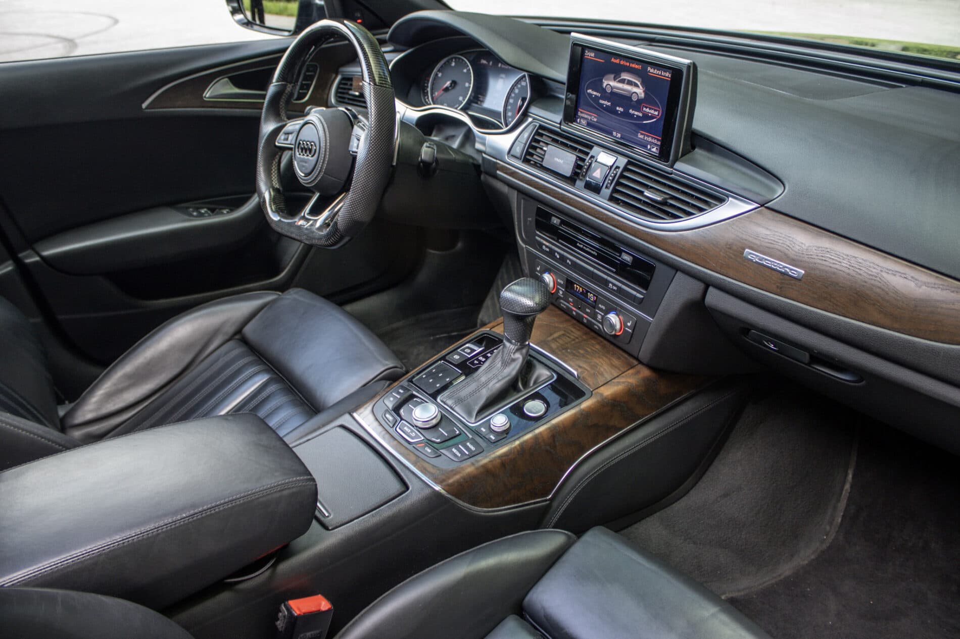 2014 AUDI A6, černá kombi, 251 142 km