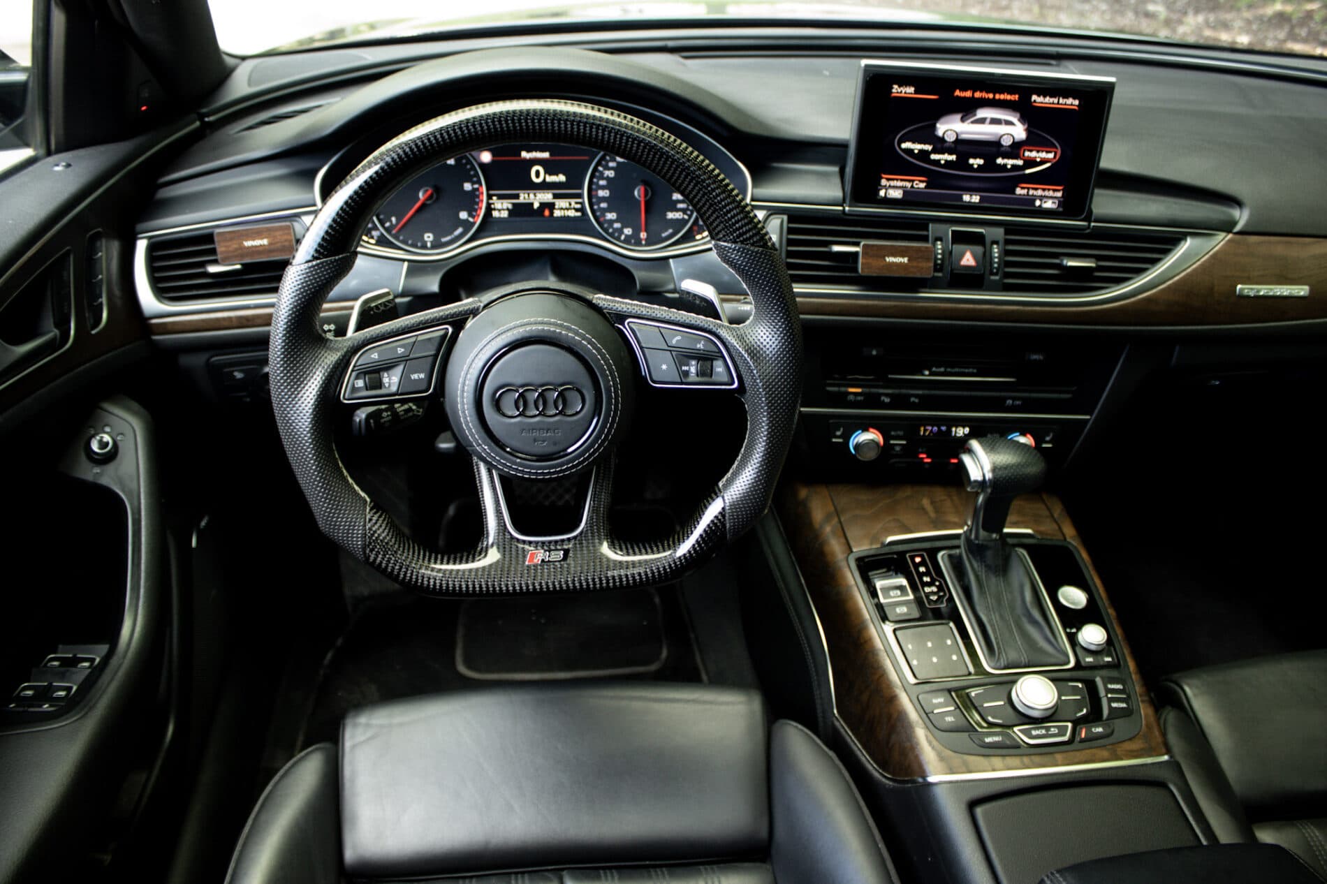 2014 AUDI A6, černá kombi, 251 142 km