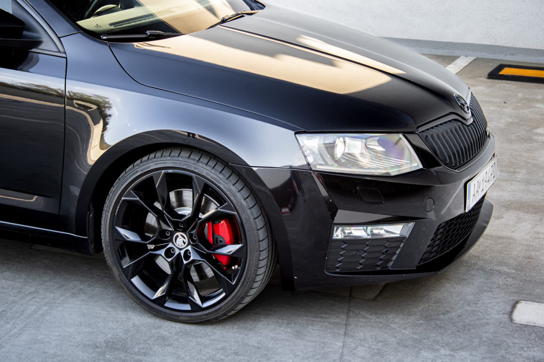 2016 Skoda Octavia RS, černá sedan, 227 447 km