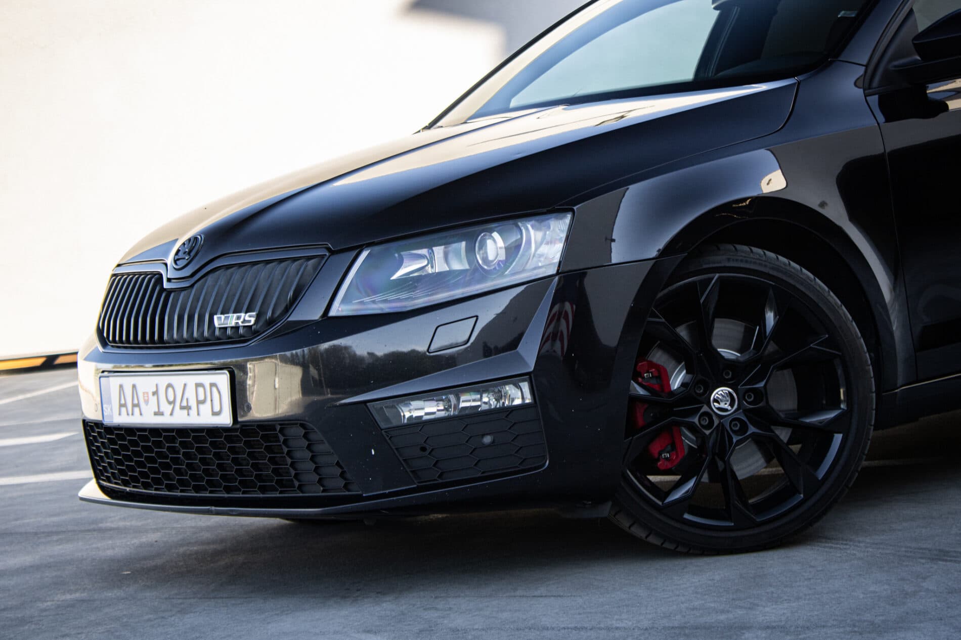 2016 Skoda Octavia RS, černá sedan, 227 447 km