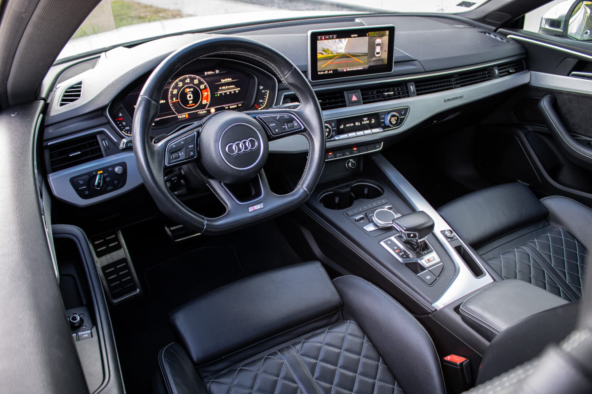 2016 AUDI S5, bílá kupé, 62 493 km